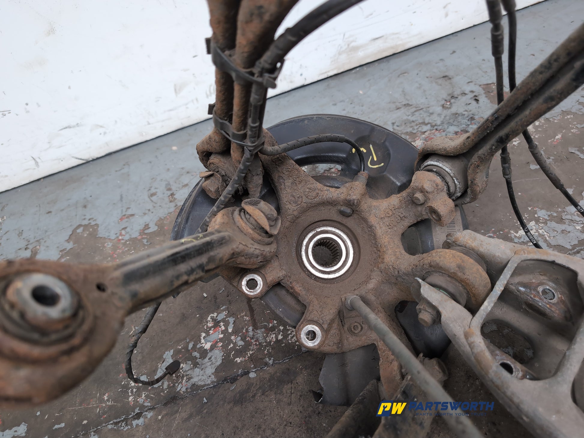 Wheel Hub Rear RH 5