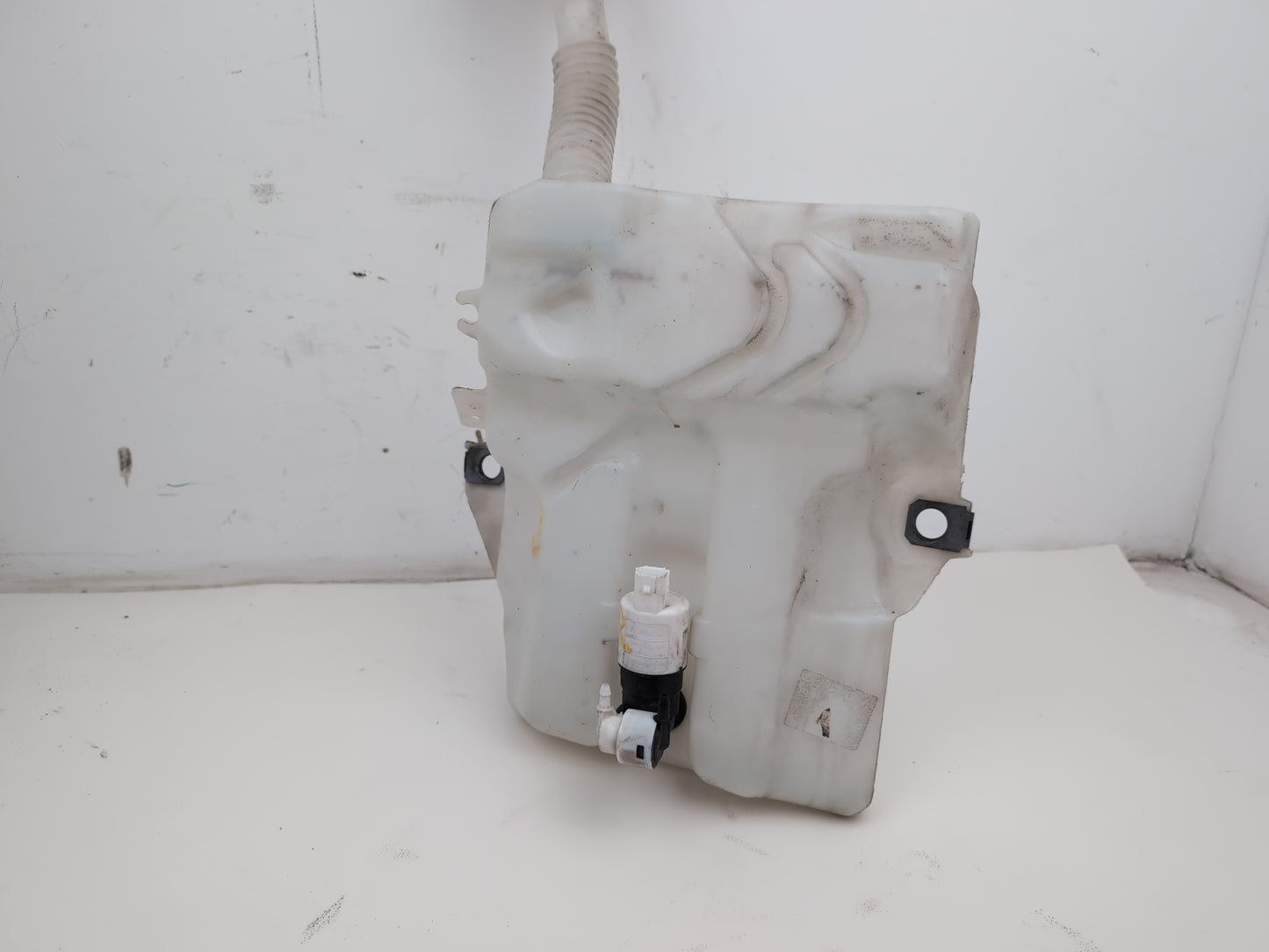 Washer Bottle Windscreen 5