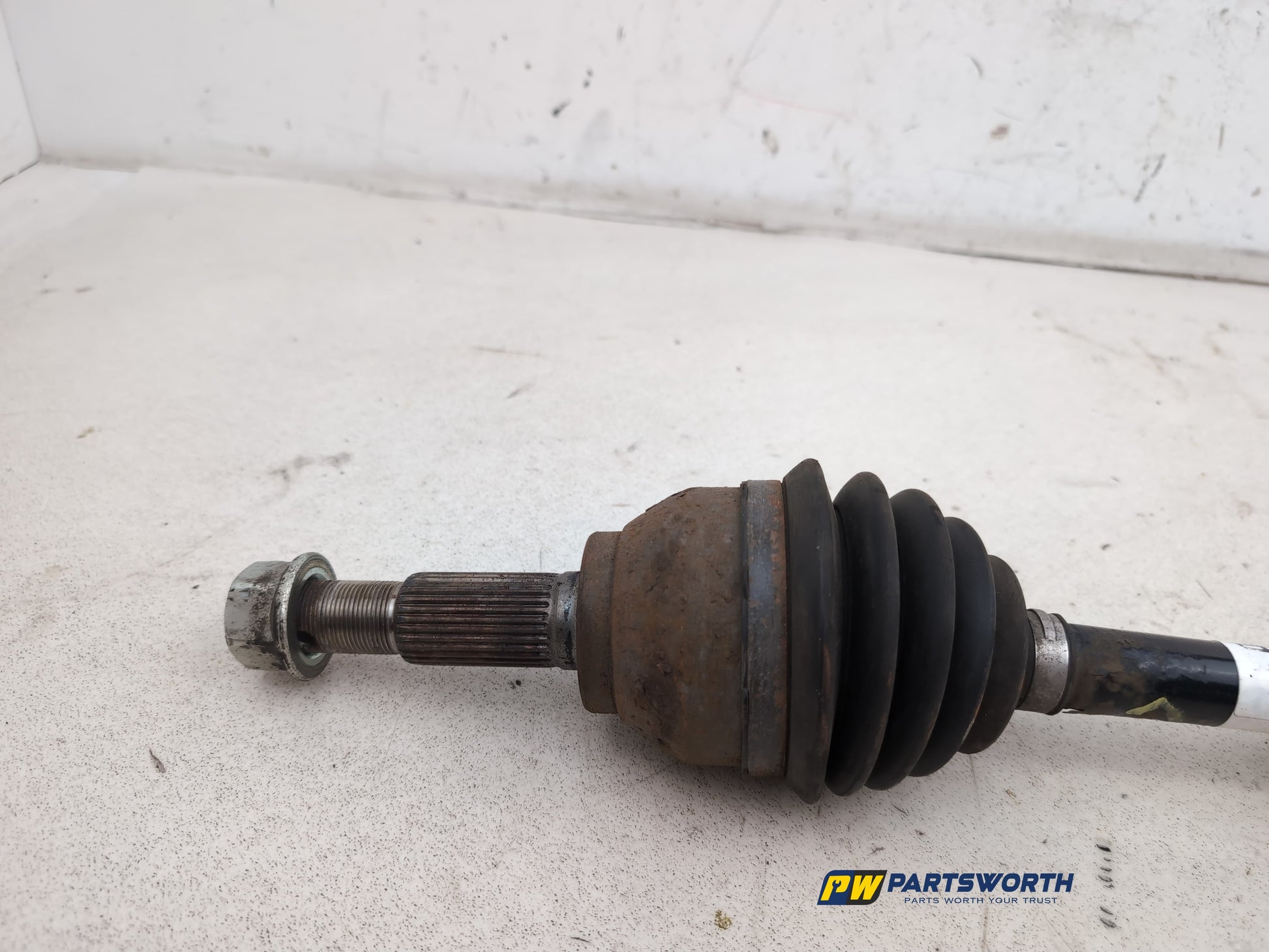 Driveshaft Front LH 5