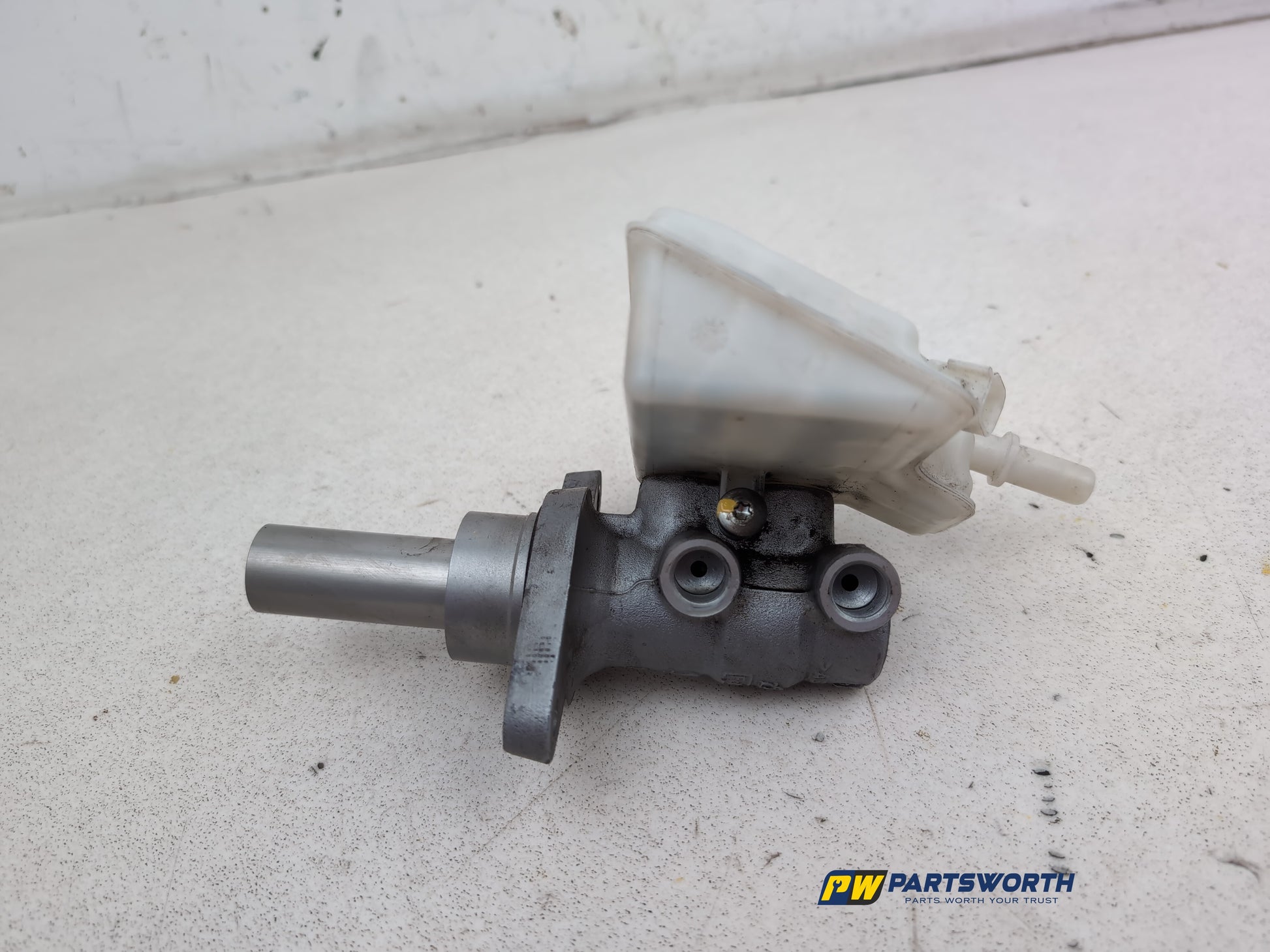 Brake Master Cylinder Assembly 5