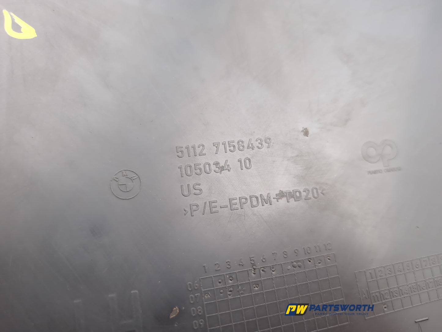 Moulding Quarter Panel LH 5