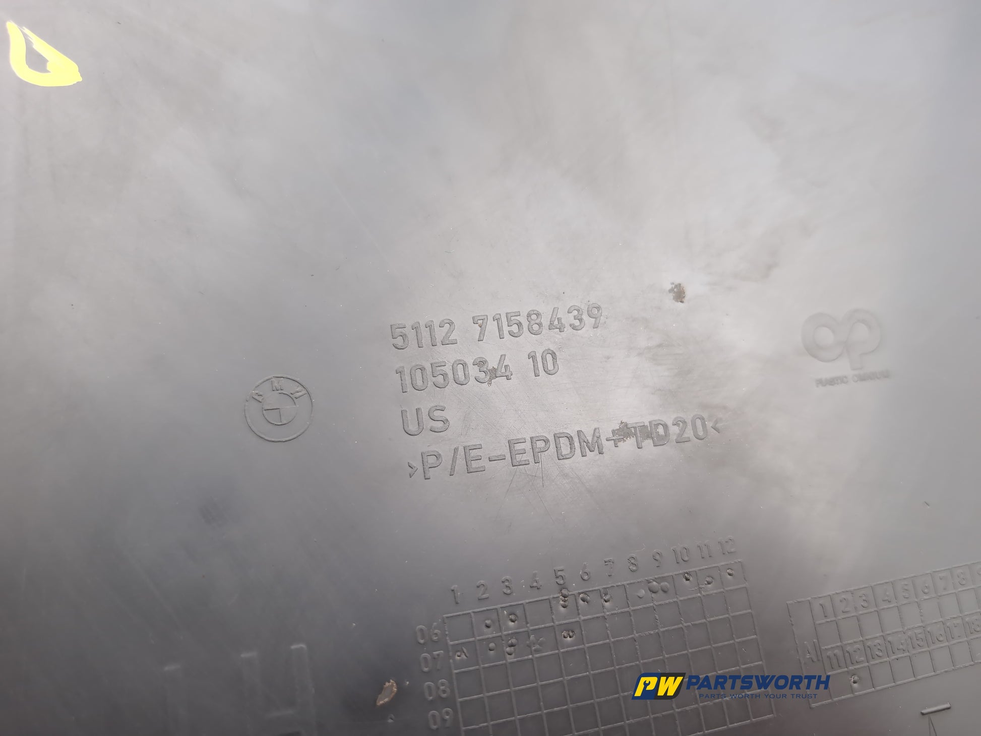 Moulding Quarter Panel LH 5