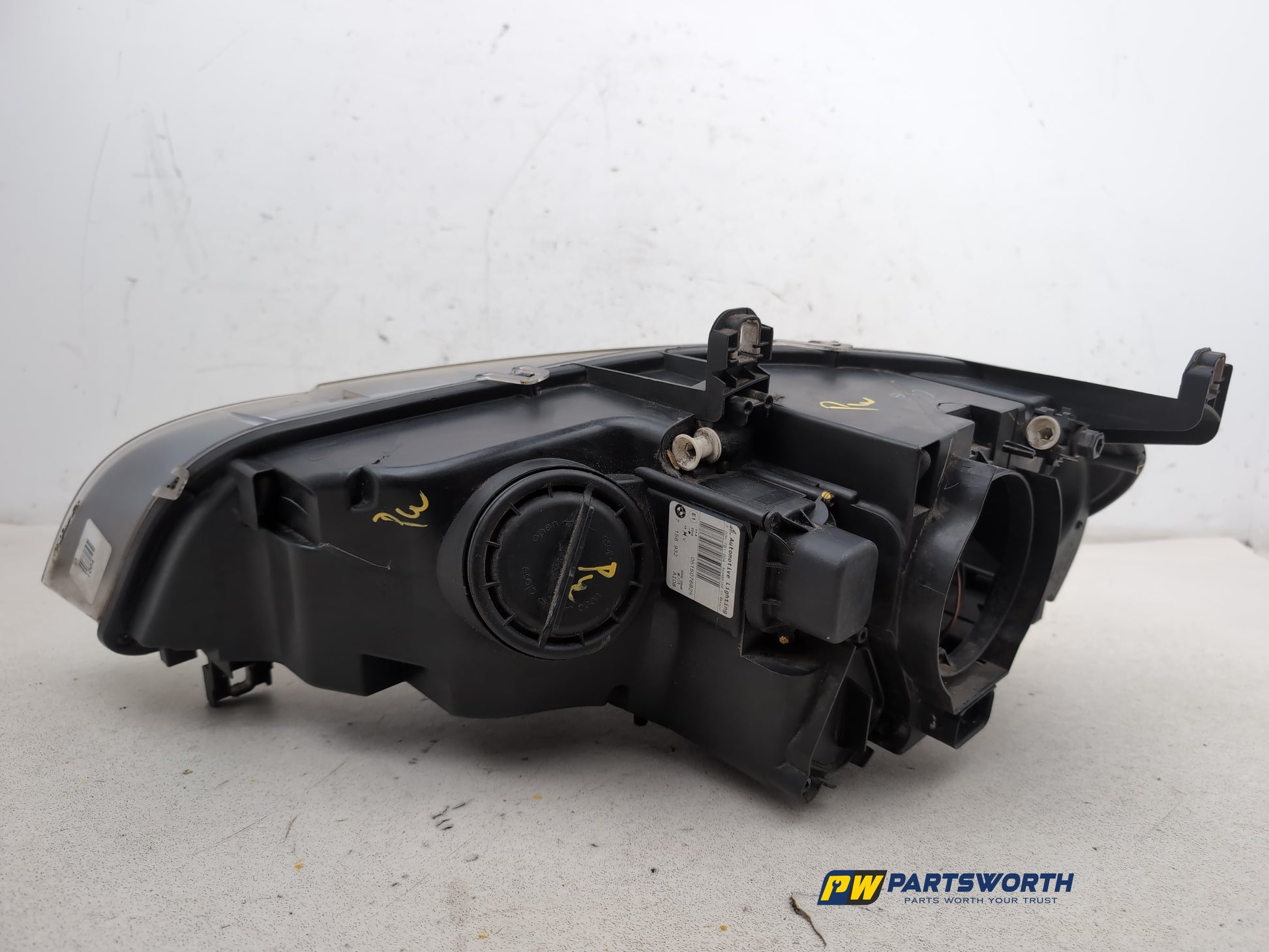 Headlamp RH 5