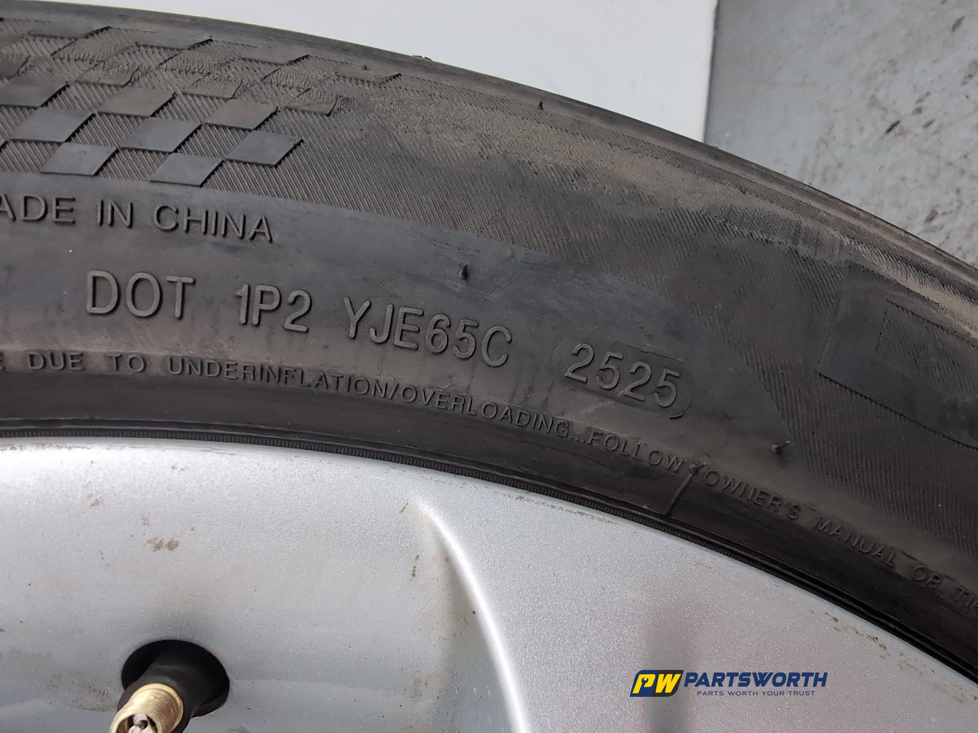 Wheel Road Alloy 5
