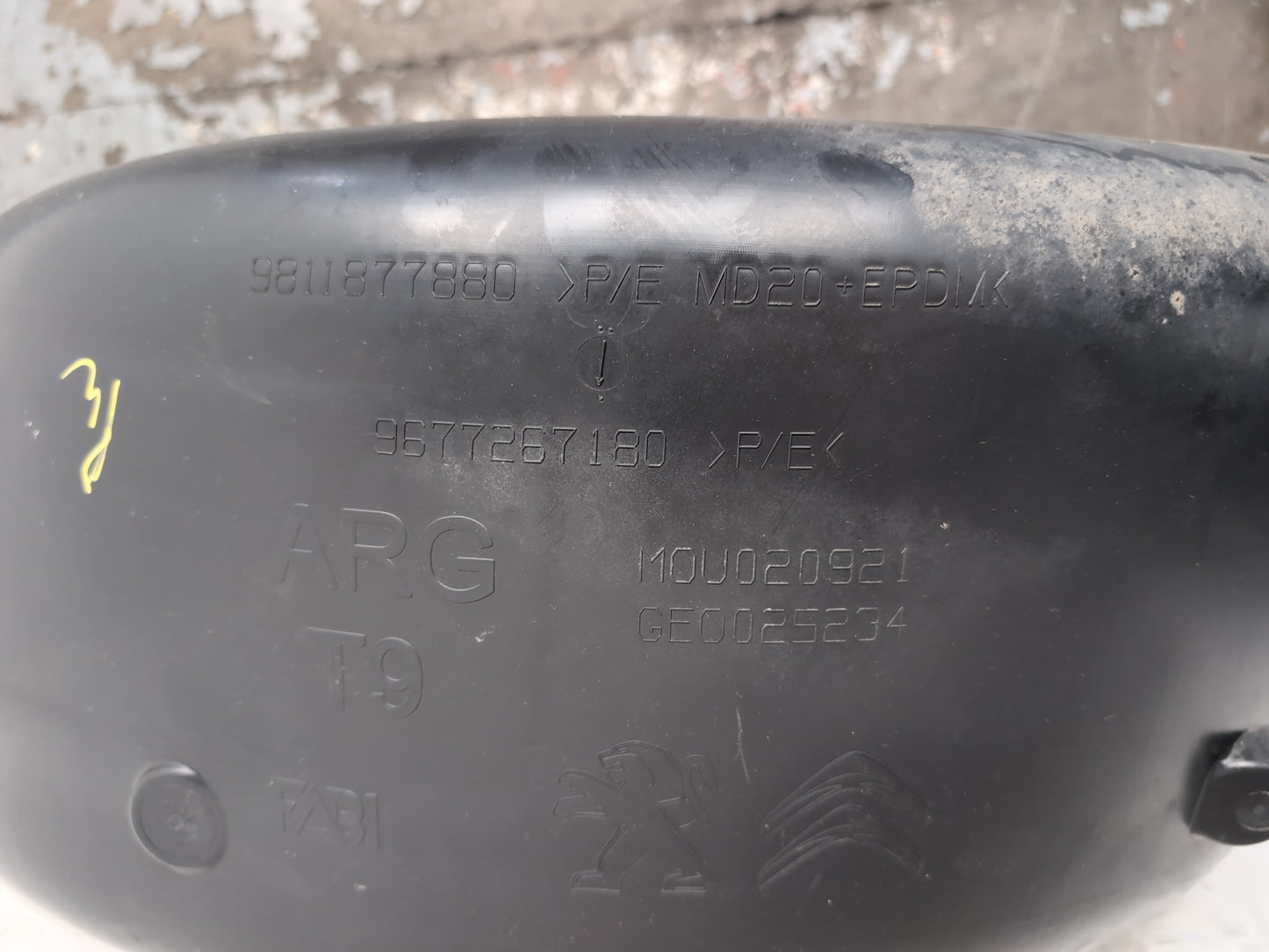 Moulding Wheel Arch Rear LH 5