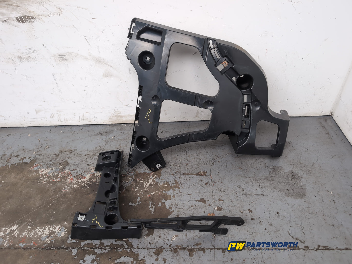 Bumper Rear Bracket LH 5