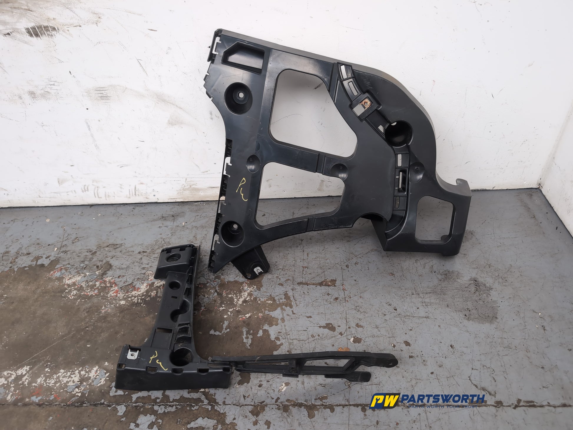 Bumper Rear Bracket LH 5