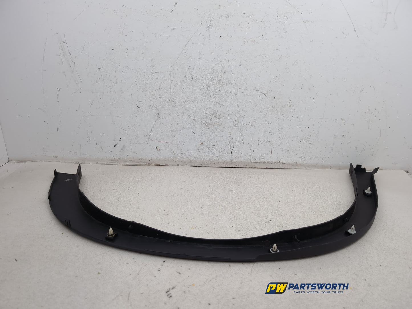 Moulding Wheel Arch Rear RH 5