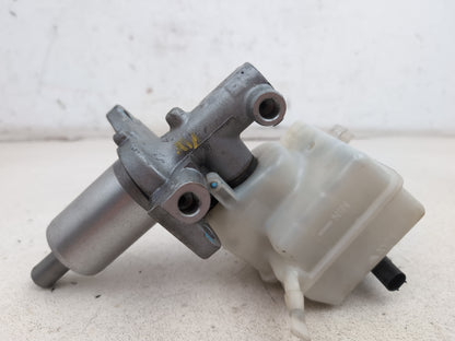 Brake Master Cylinder Assembly 5
