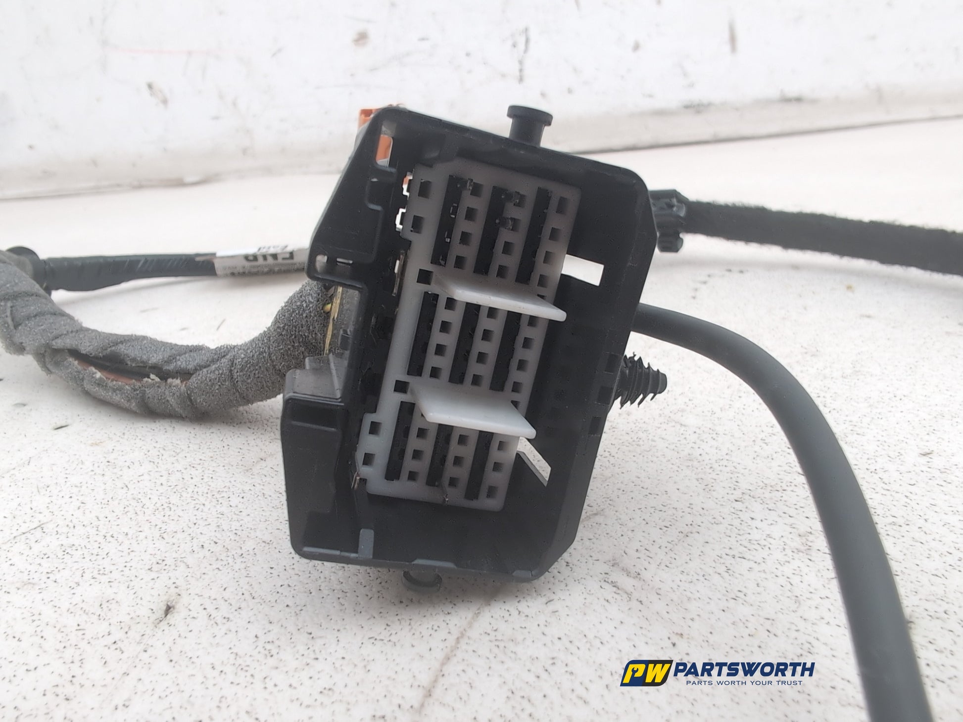 Wiring loom 5
