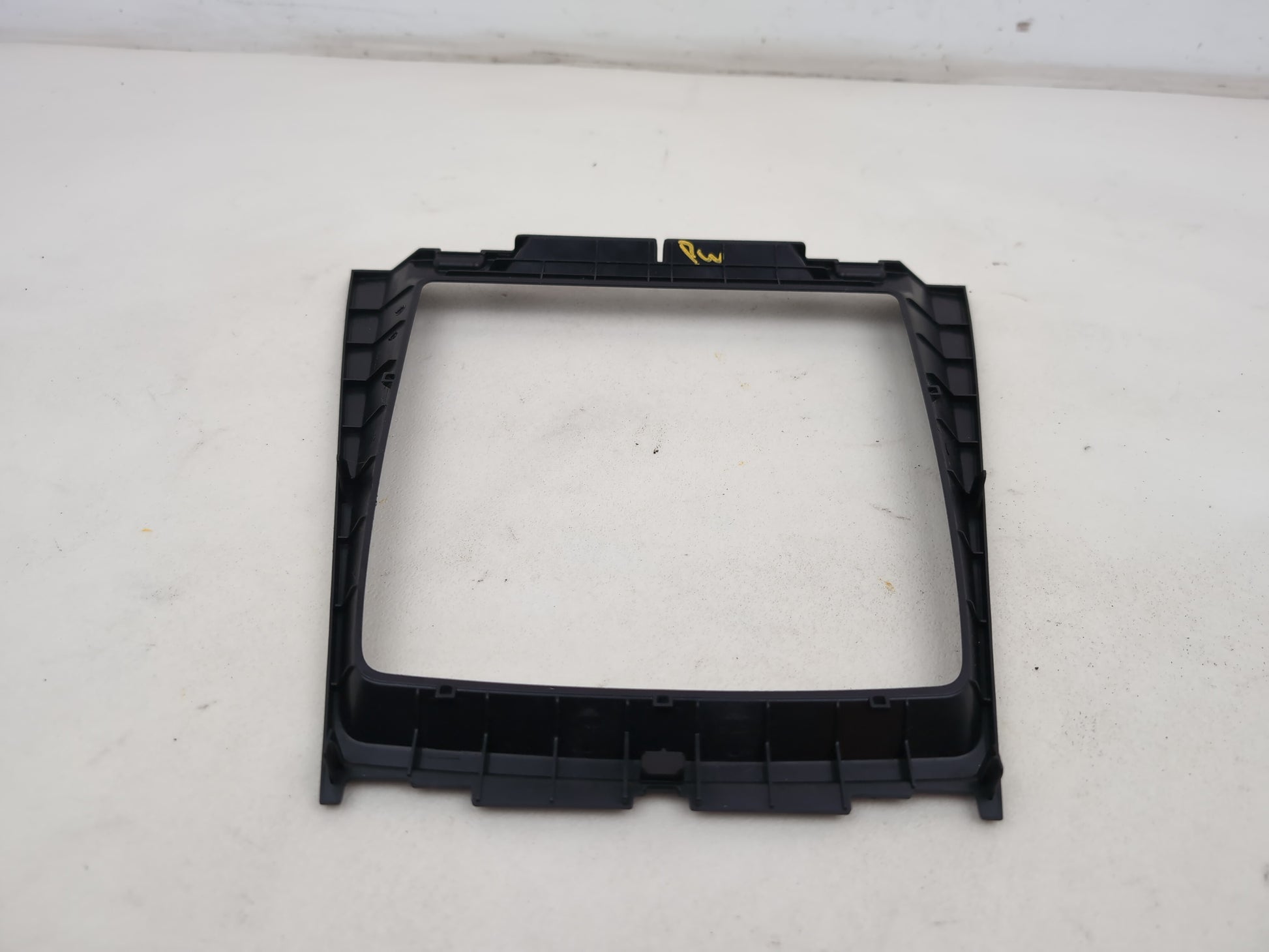 Centre Console Trim  5