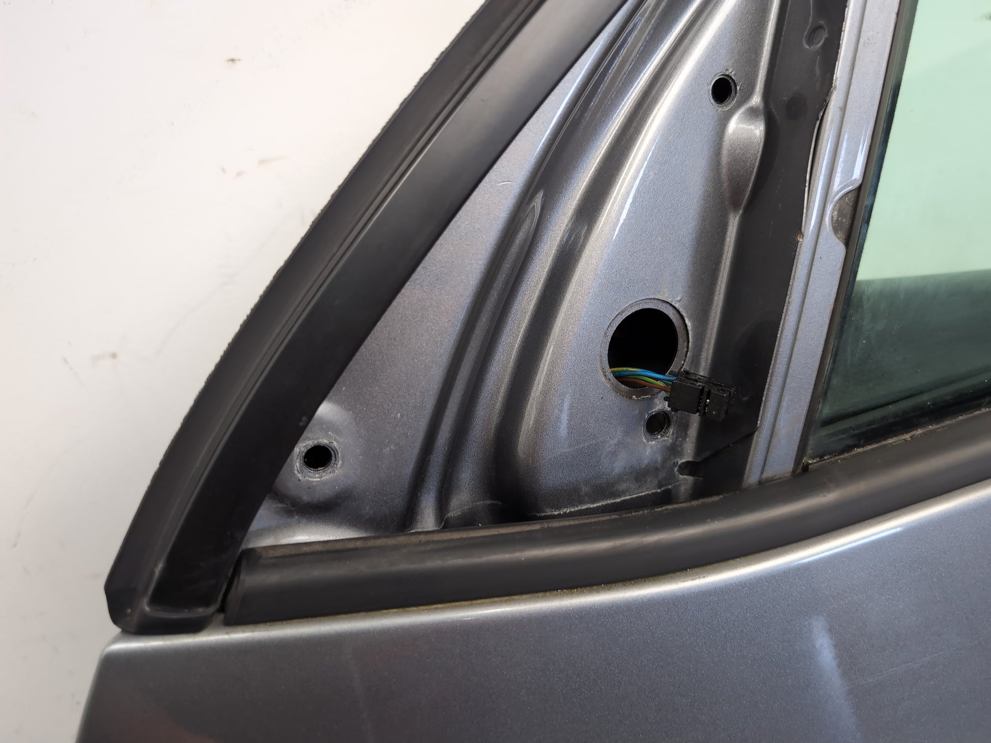 Door Front LH 5