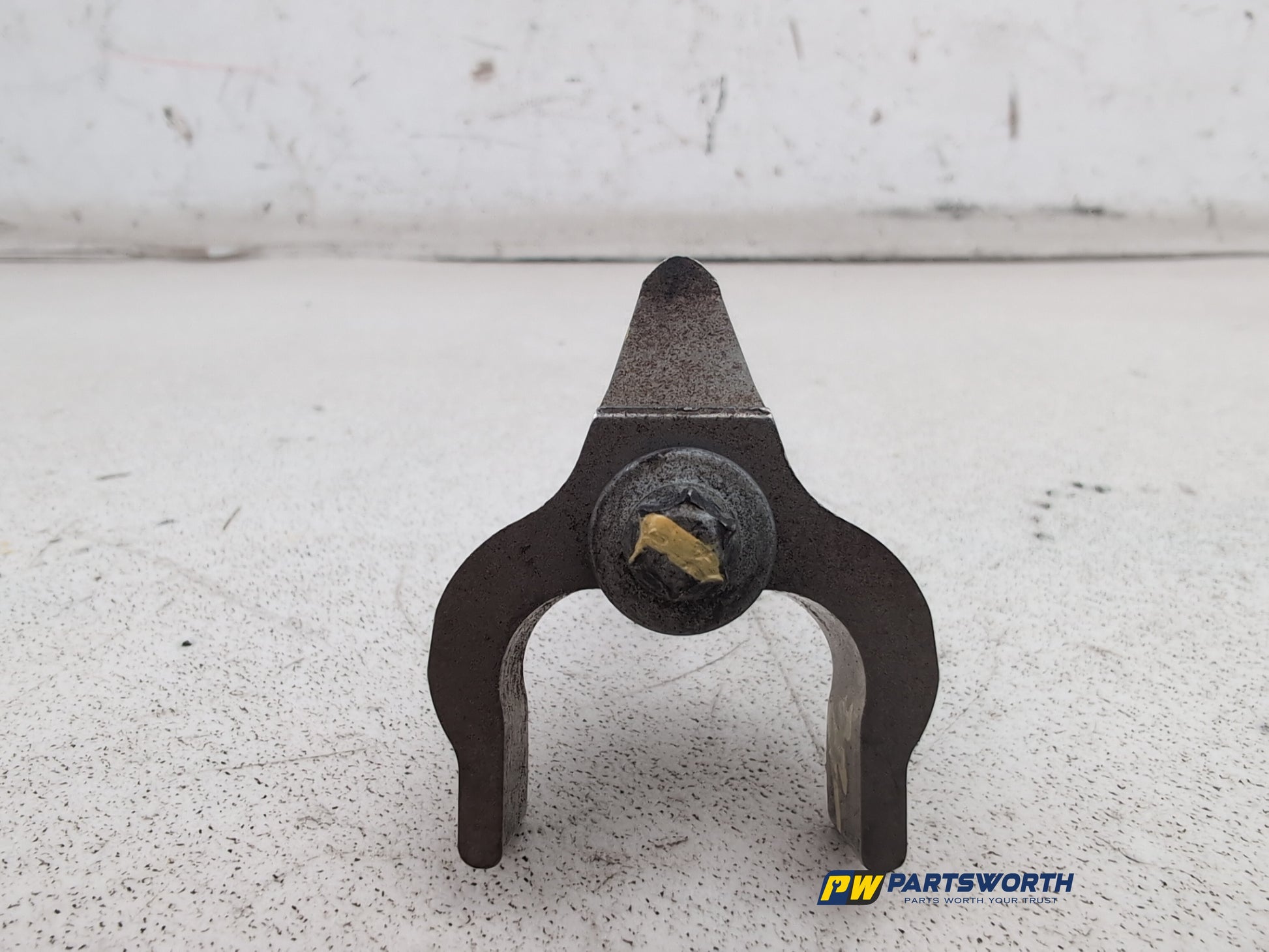 FUEL INJECTOR COVER ENGINE TRIM 5