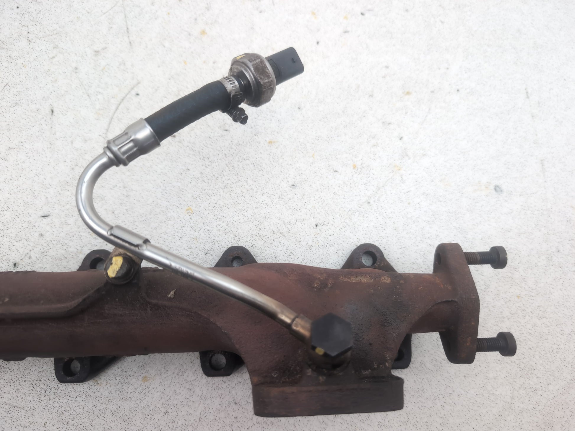 Exhaust Manifold 5