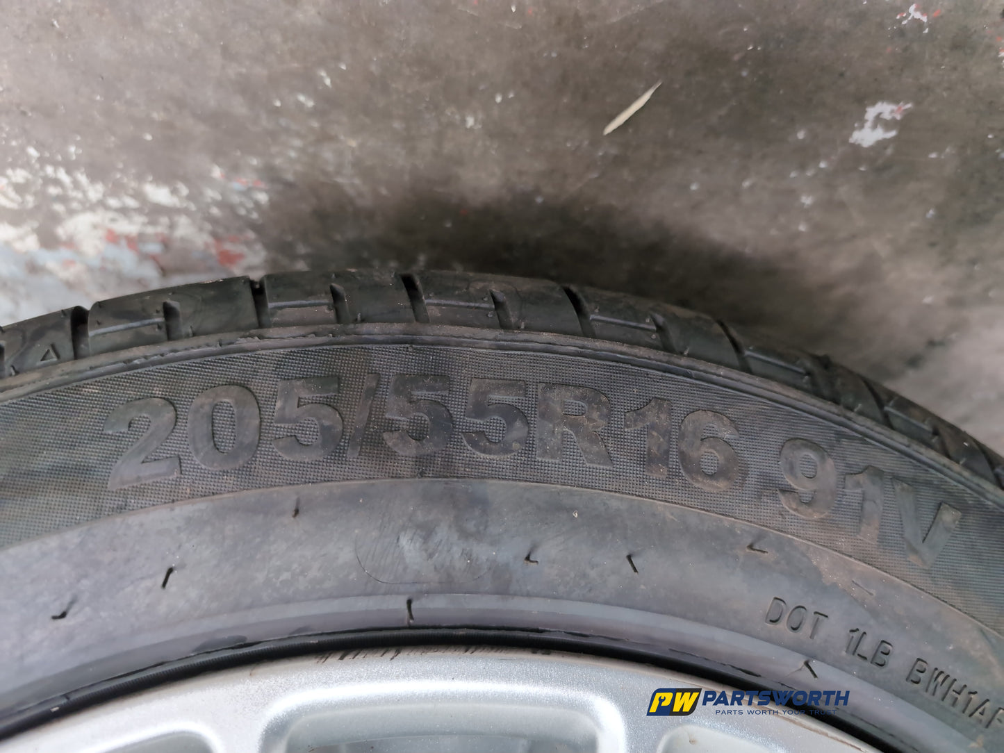 Wheel Road Alloy 5