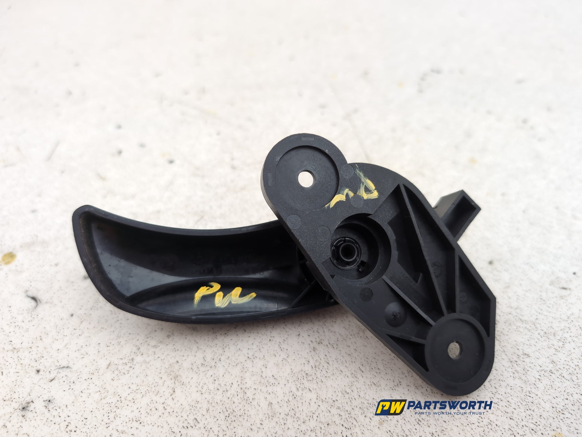 Bonnet Release Handle 5
