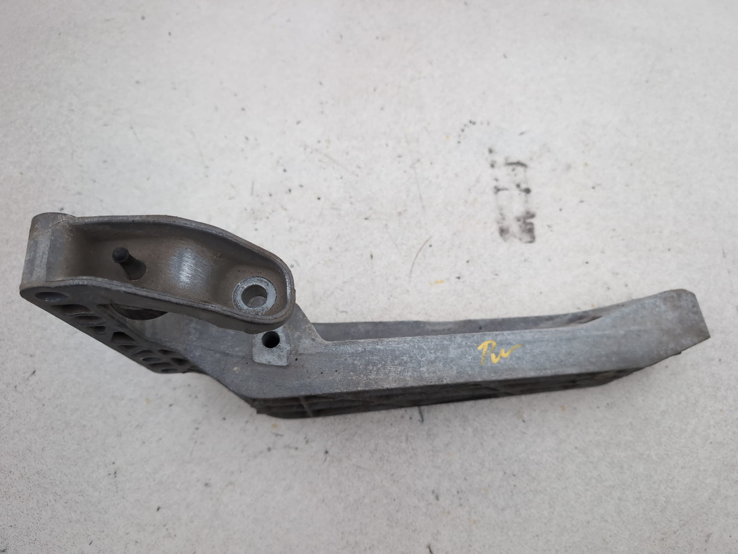 Transmission Mounting Bracket 5