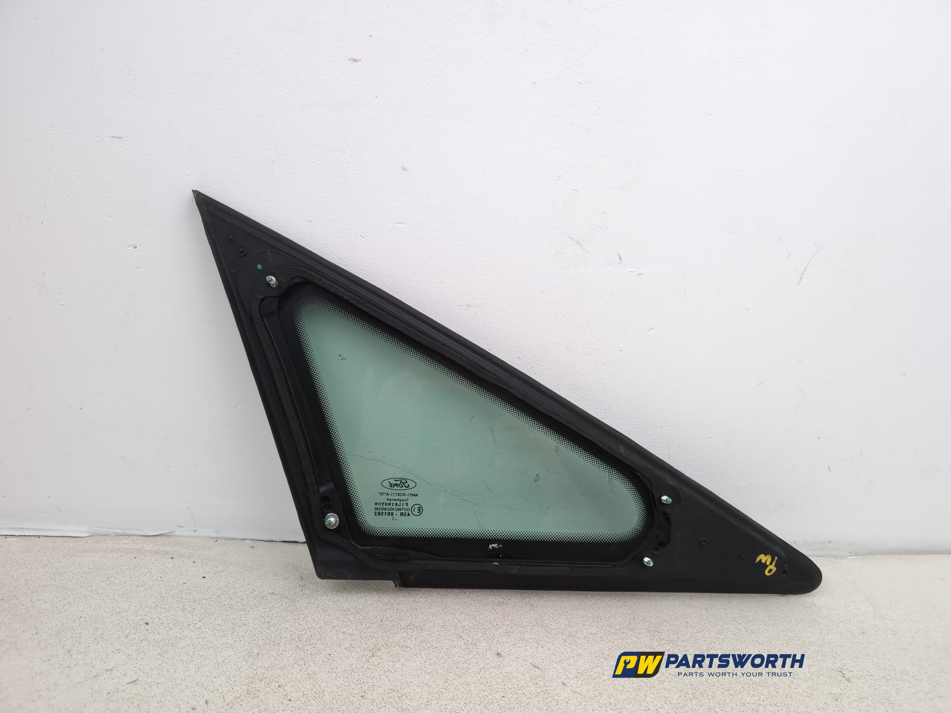 Door Glass Quarter Light Front LH 5