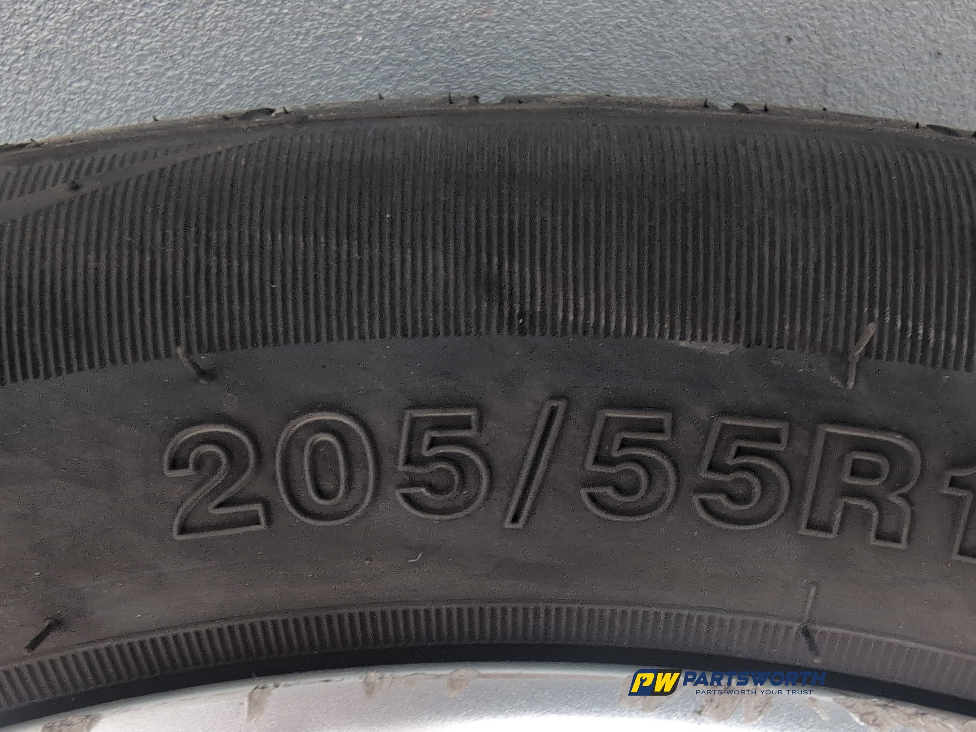 Wheel Road Alloy 5
