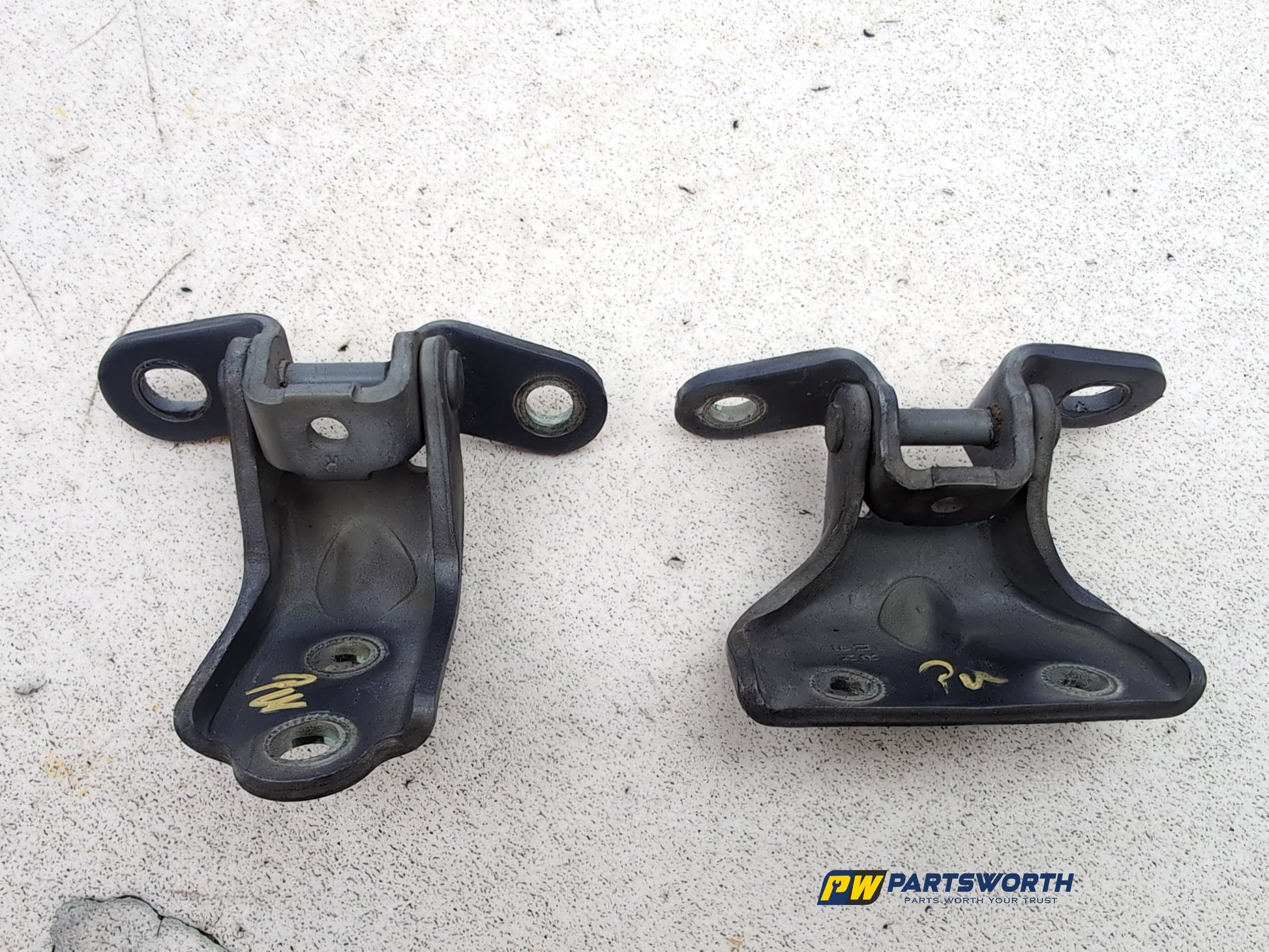 RH Front Door Hinge Pair  5