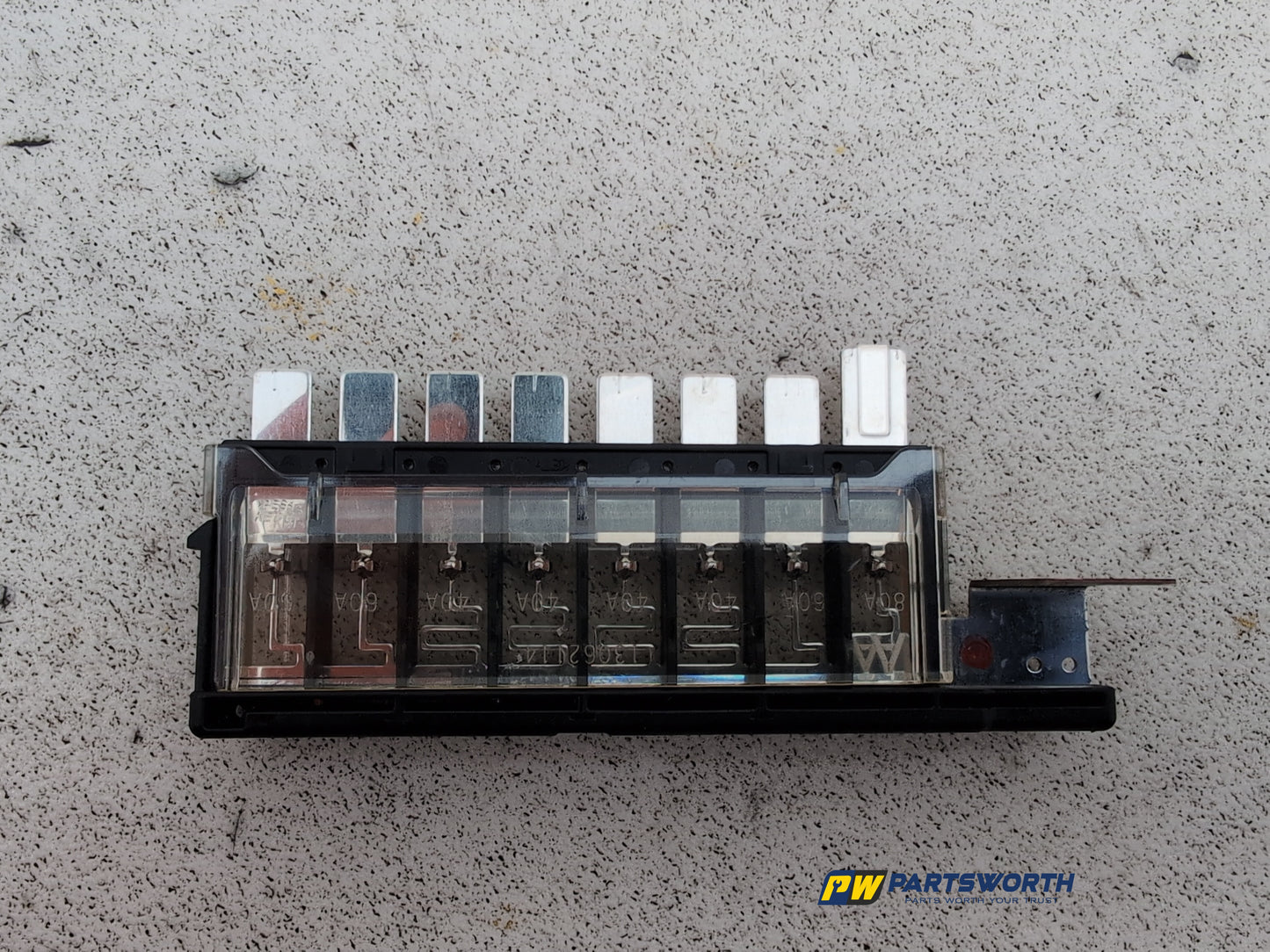 Fuse and Relay Box 1 5