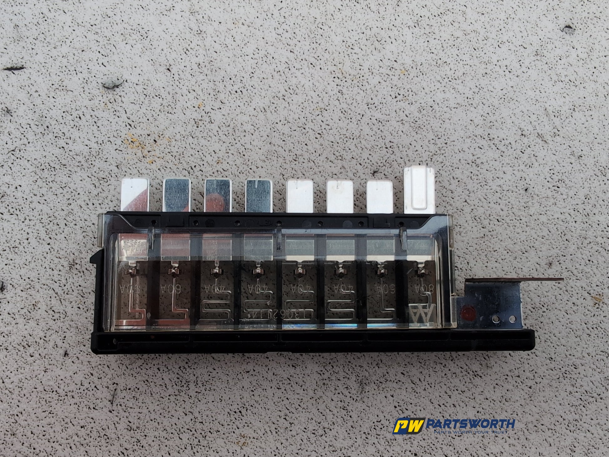 Fuse and Relay Box 1 5