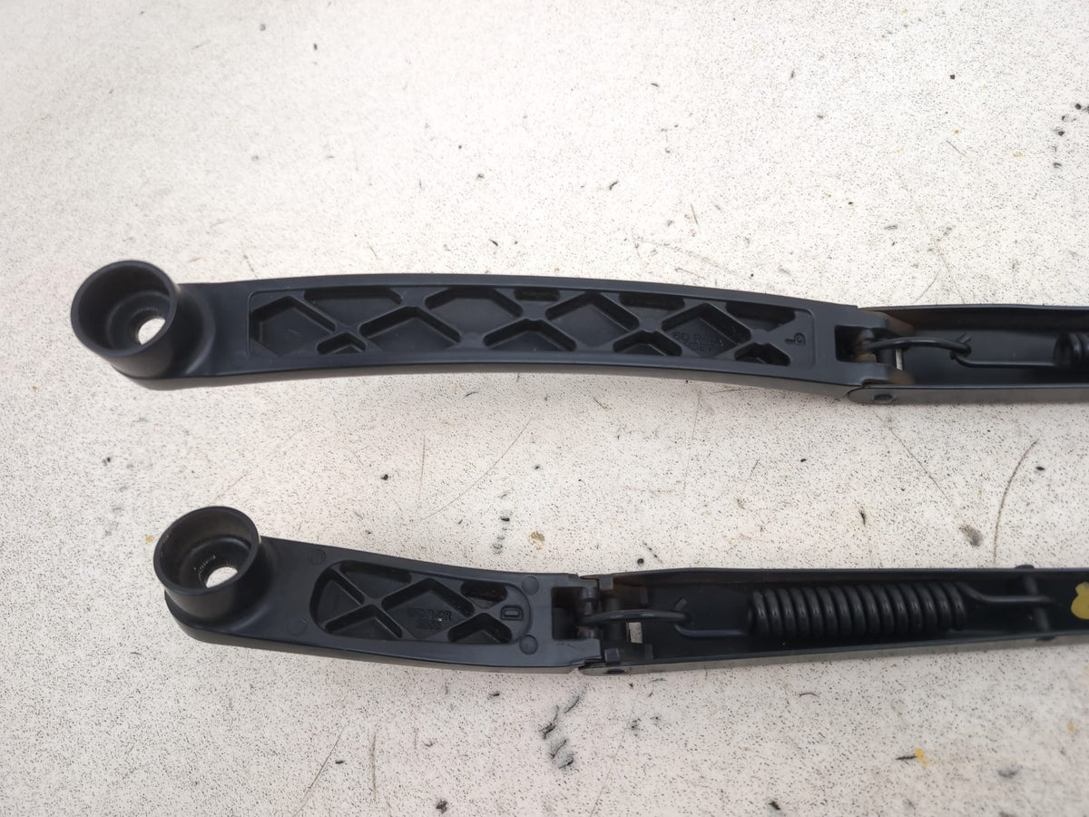 Wiper Front Arm 5