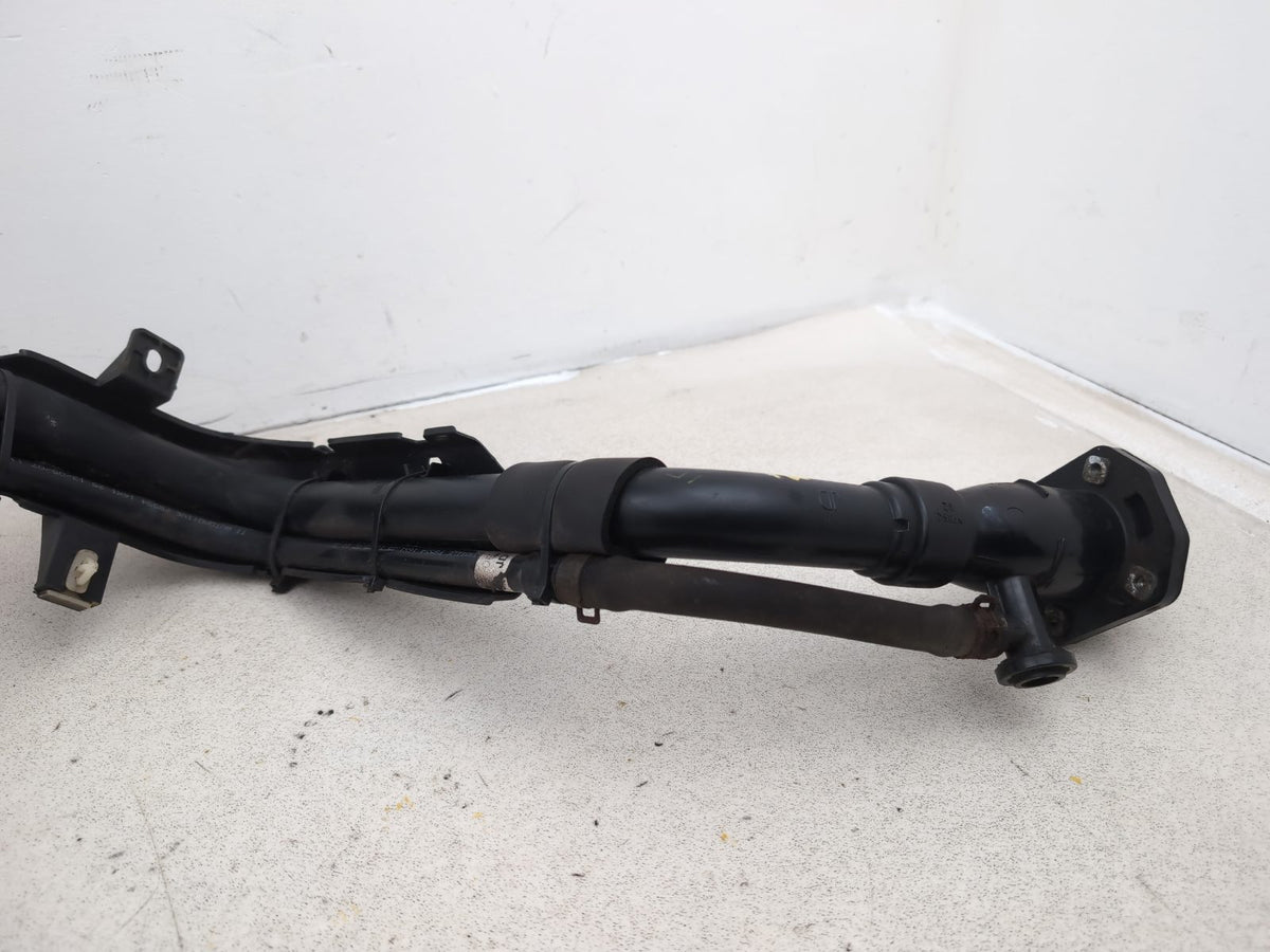 Fuel filler neck 5