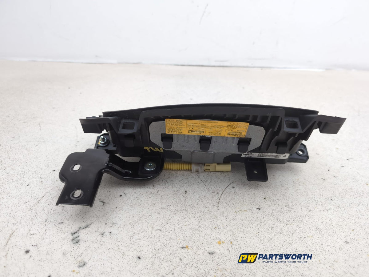 Airbag Passenger Knee 5