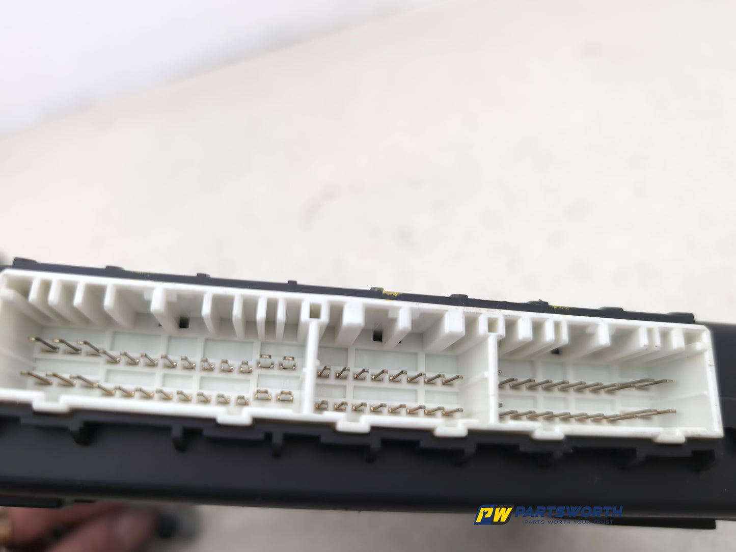 ECU Body 5