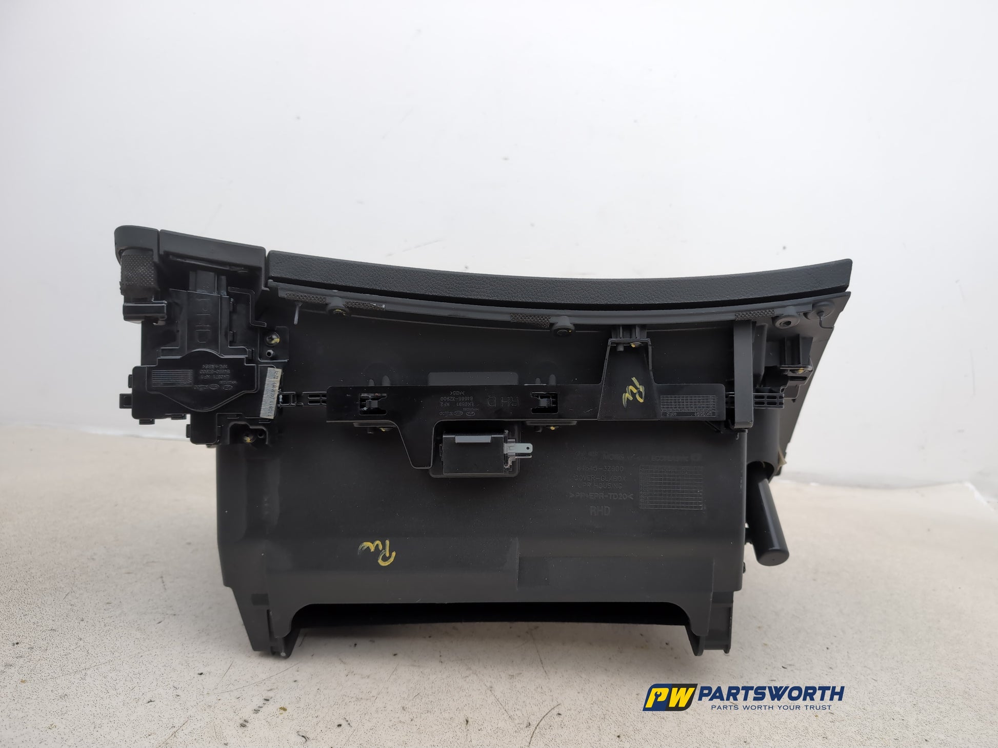 Glove Compartment Assembly 5