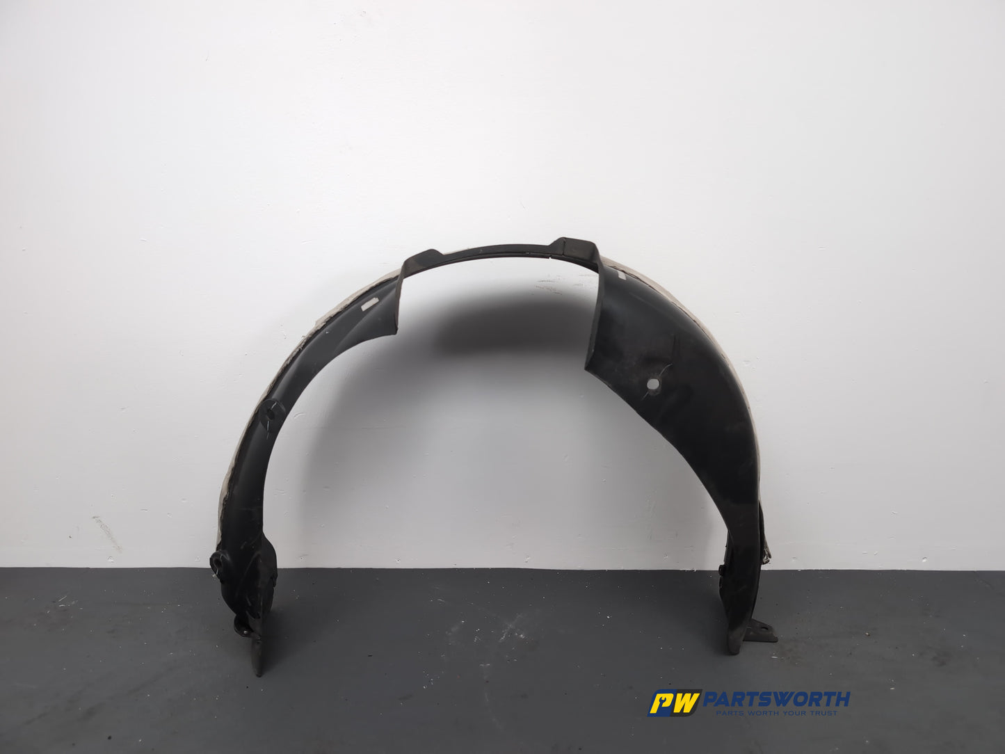 Moulding Wheel Arch Rear RH 5