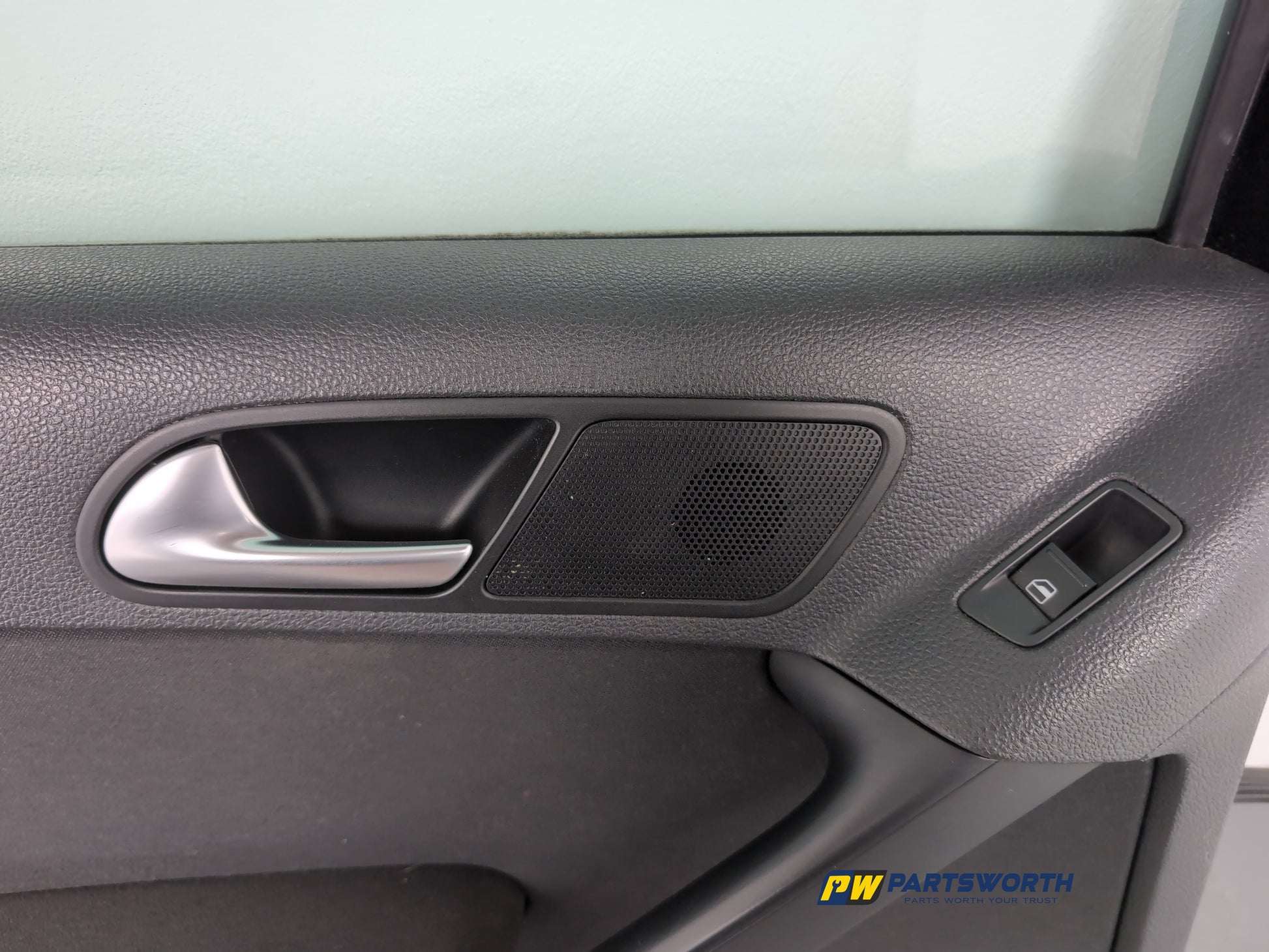 Door Rear LH 10