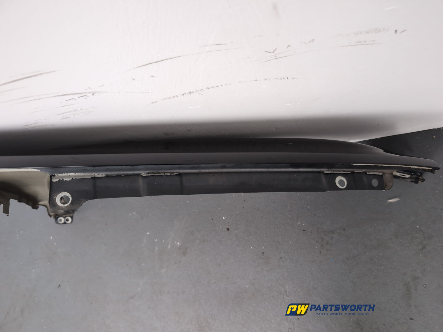 Wing Front LH 5