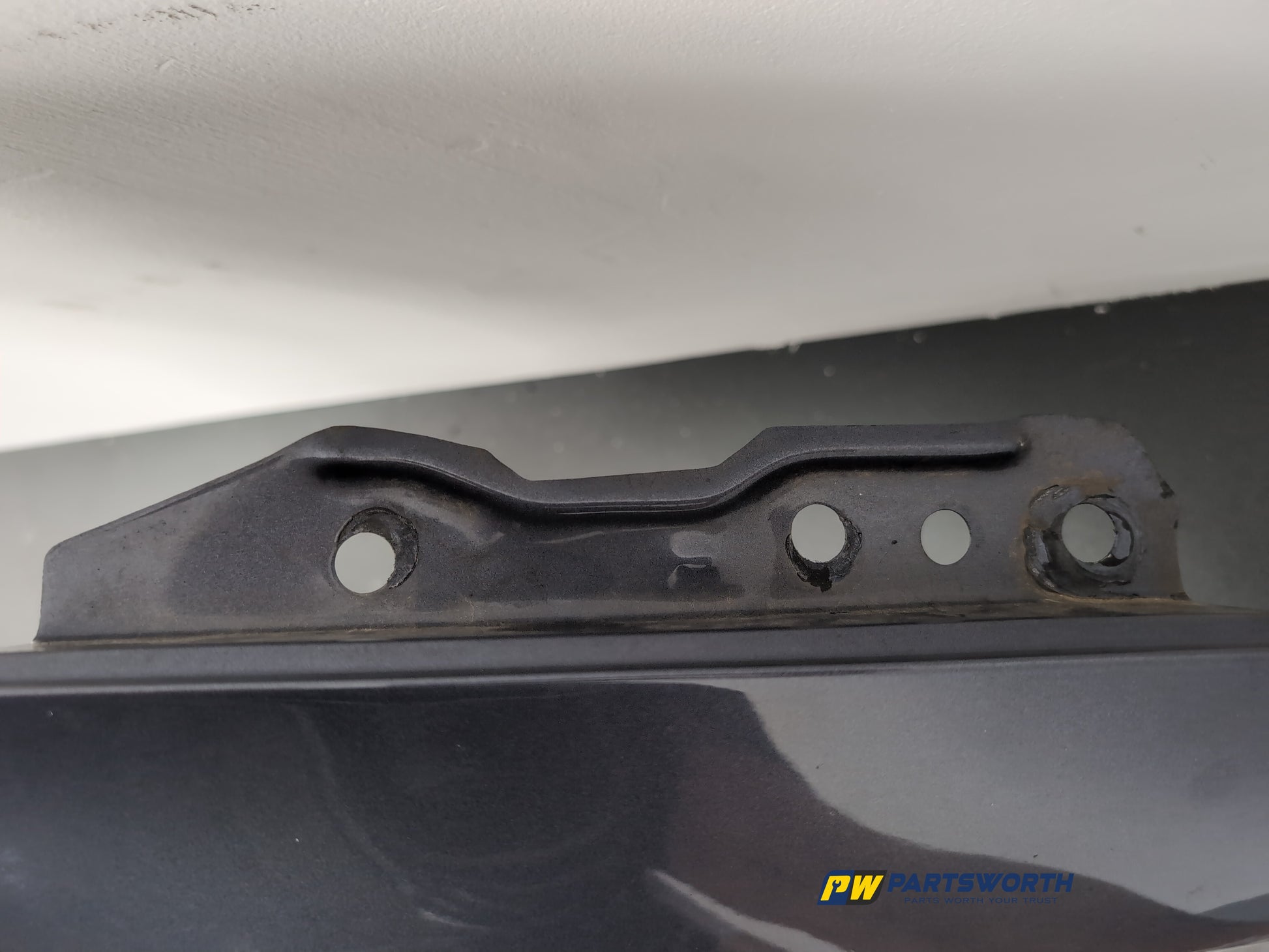 Wing Front LH 5