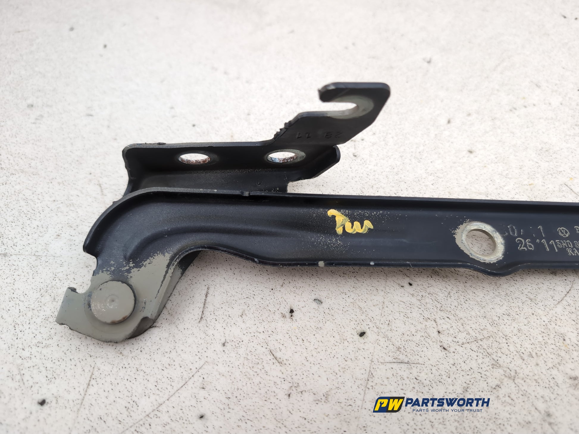 Bonnet Hinges 5