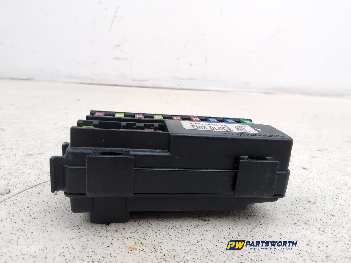 Fuse Box 9