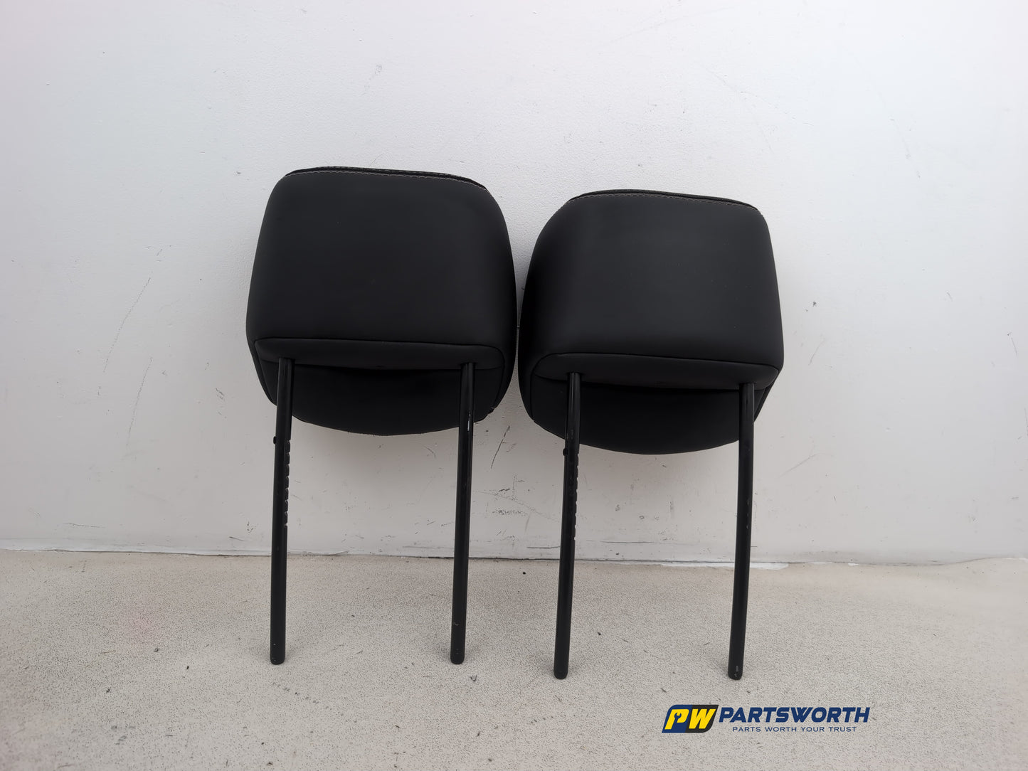 Headrest Front Pair 9
