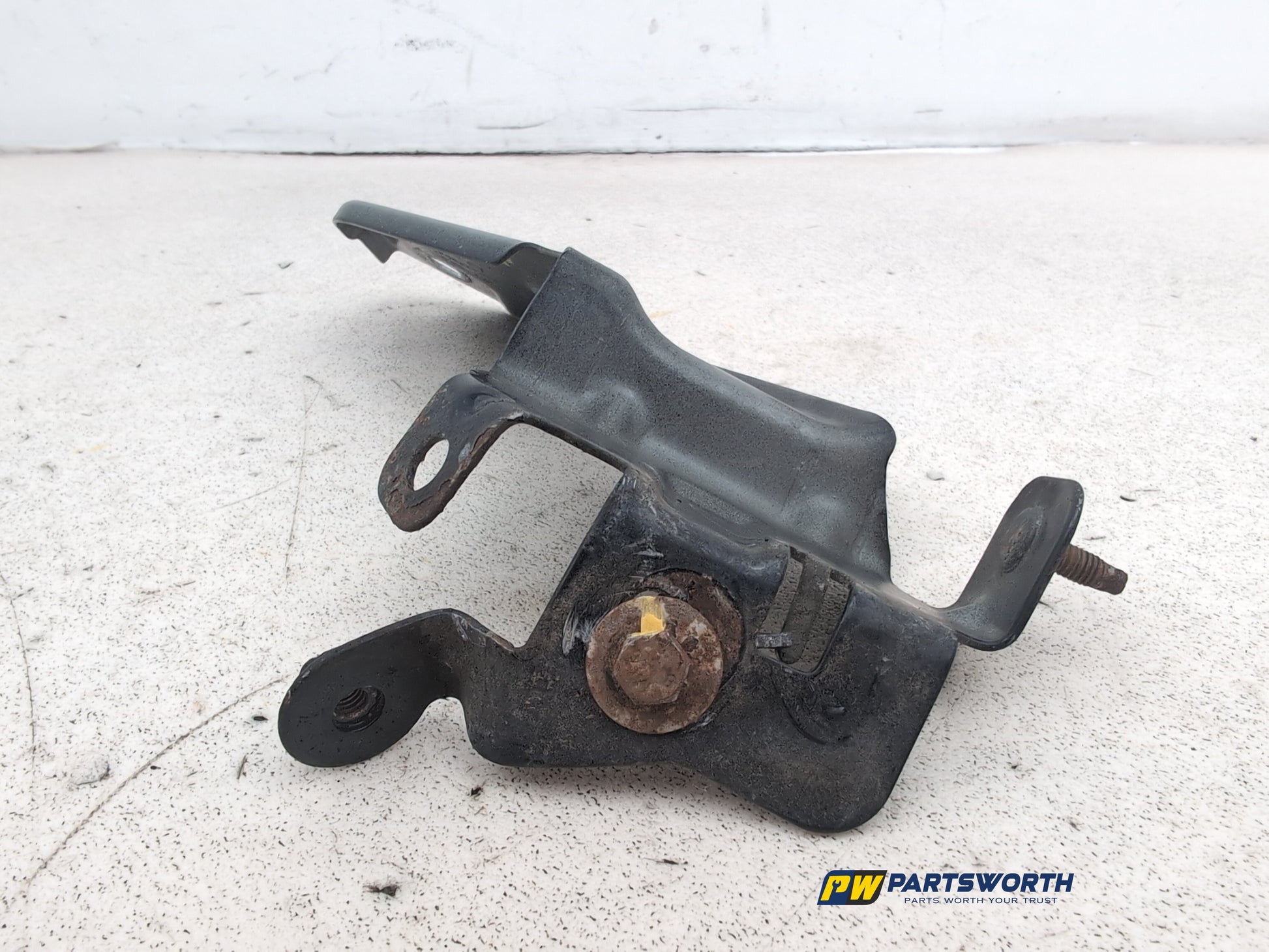 Headlamp Panel Support Bracket LH 10
