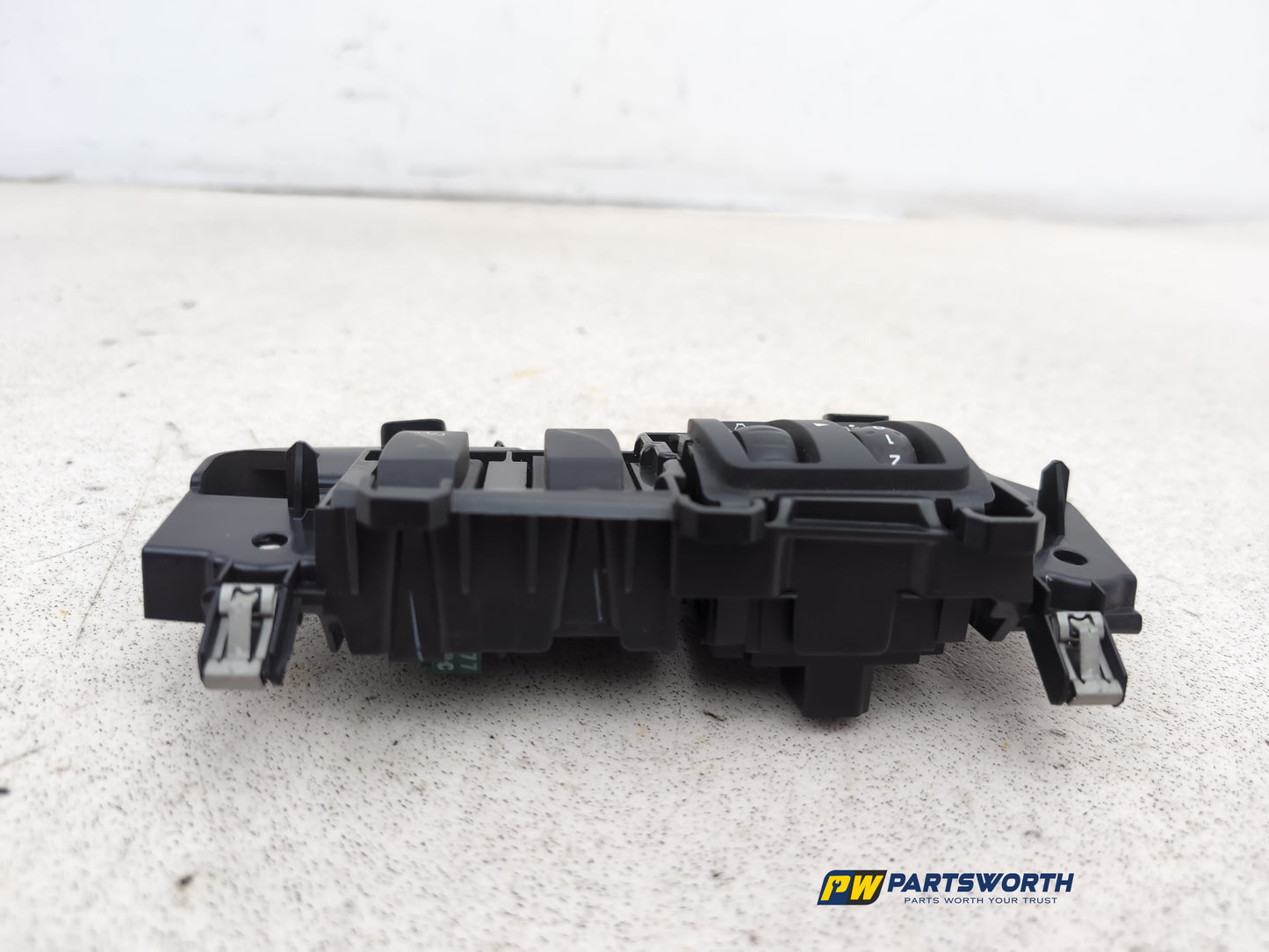 Switch Headlamp 10