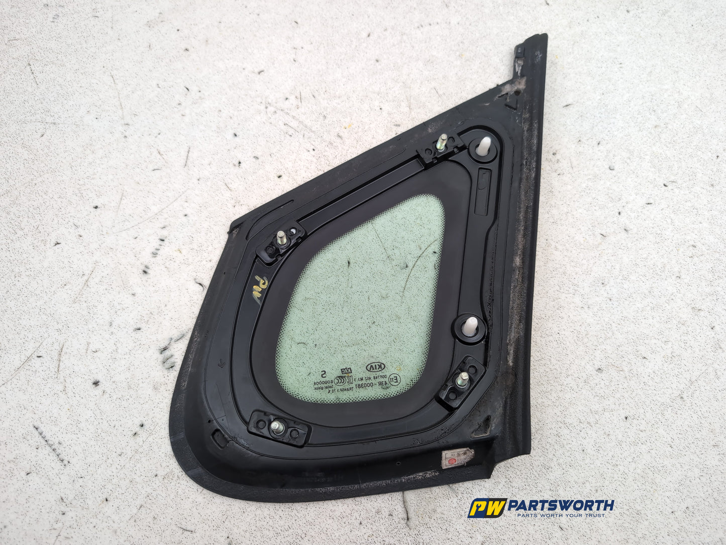 Door Glass Quarter Light Rear LH 10