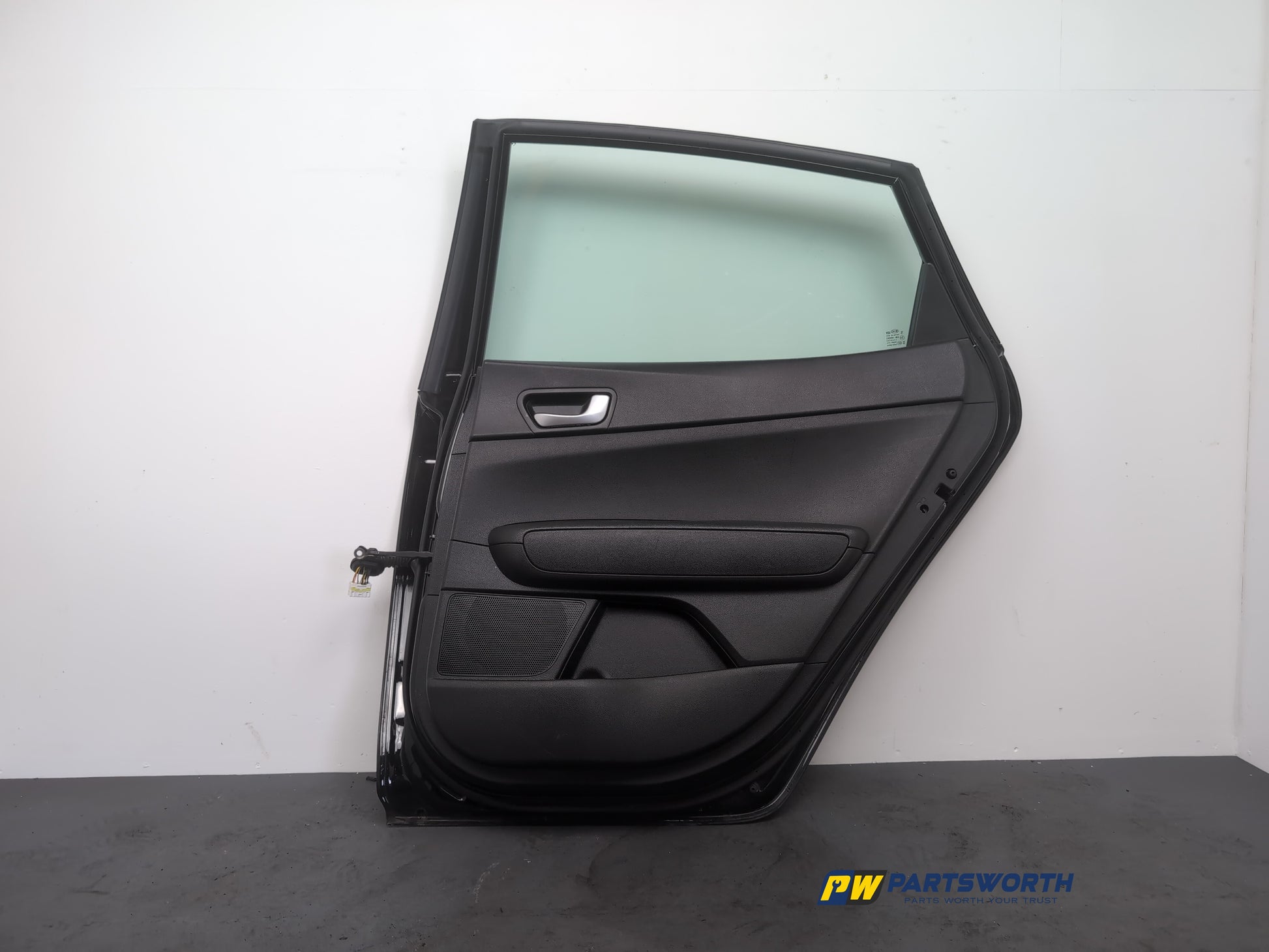 Door Rear RH 10