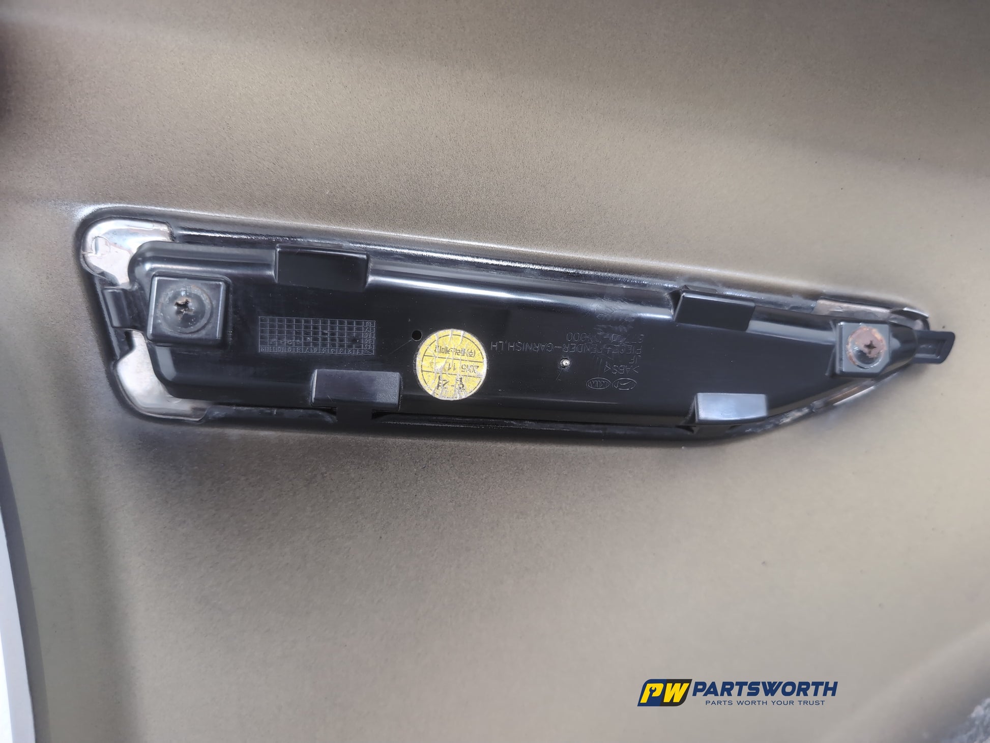 Wing Front LH 9
