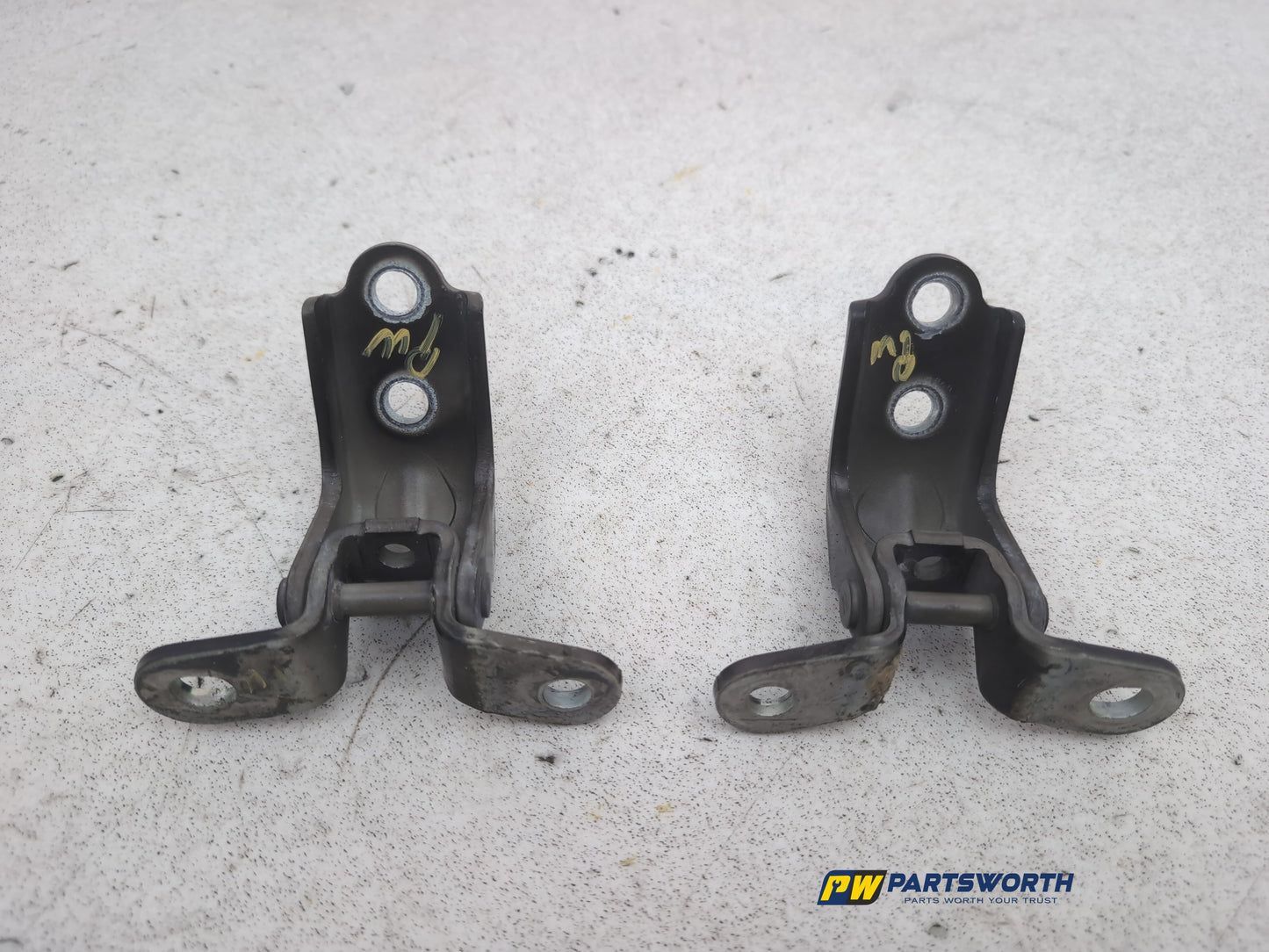 RH Front Door Hinge Pair  9