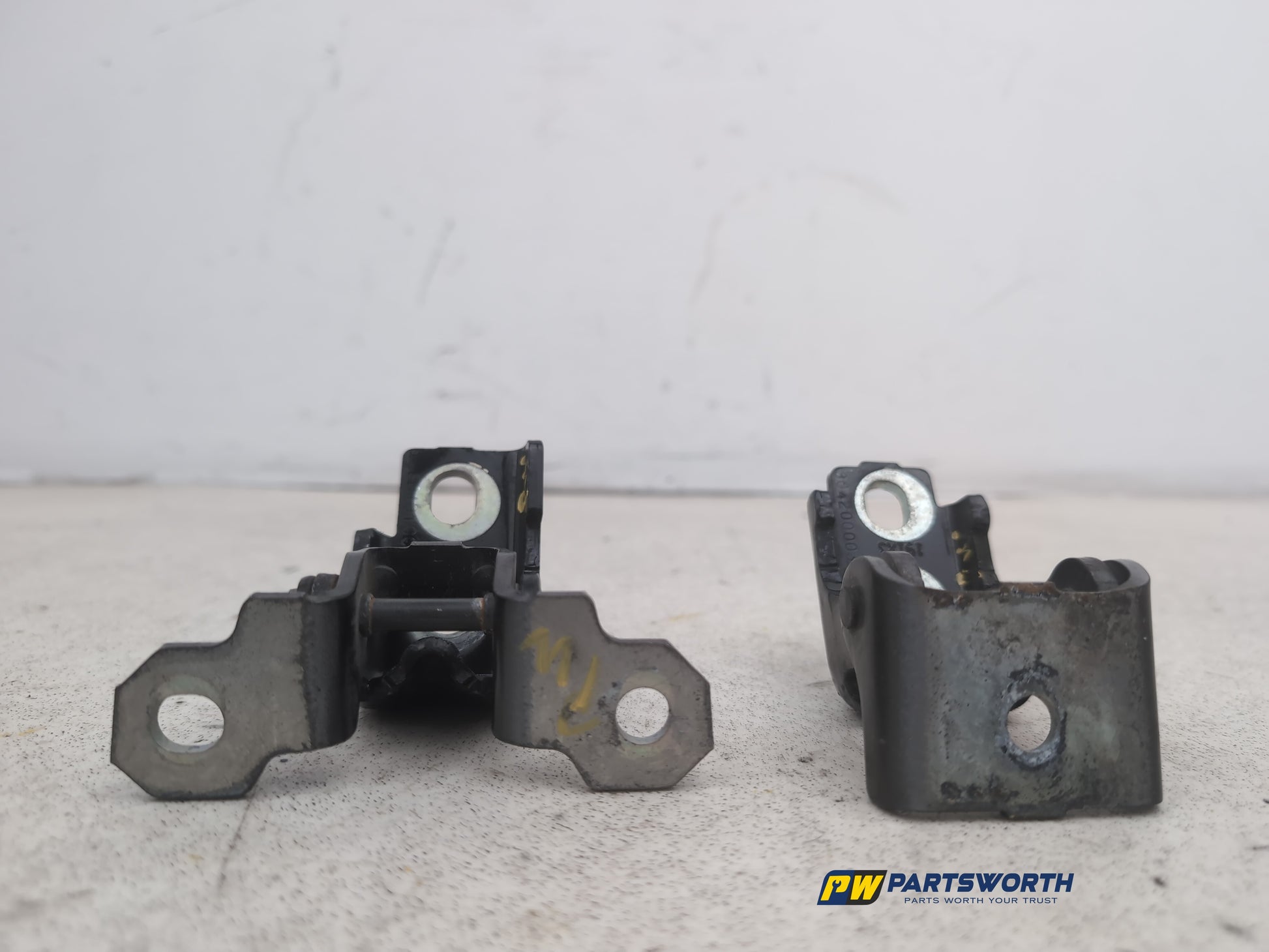 Door Back Hinge Lower LH 10