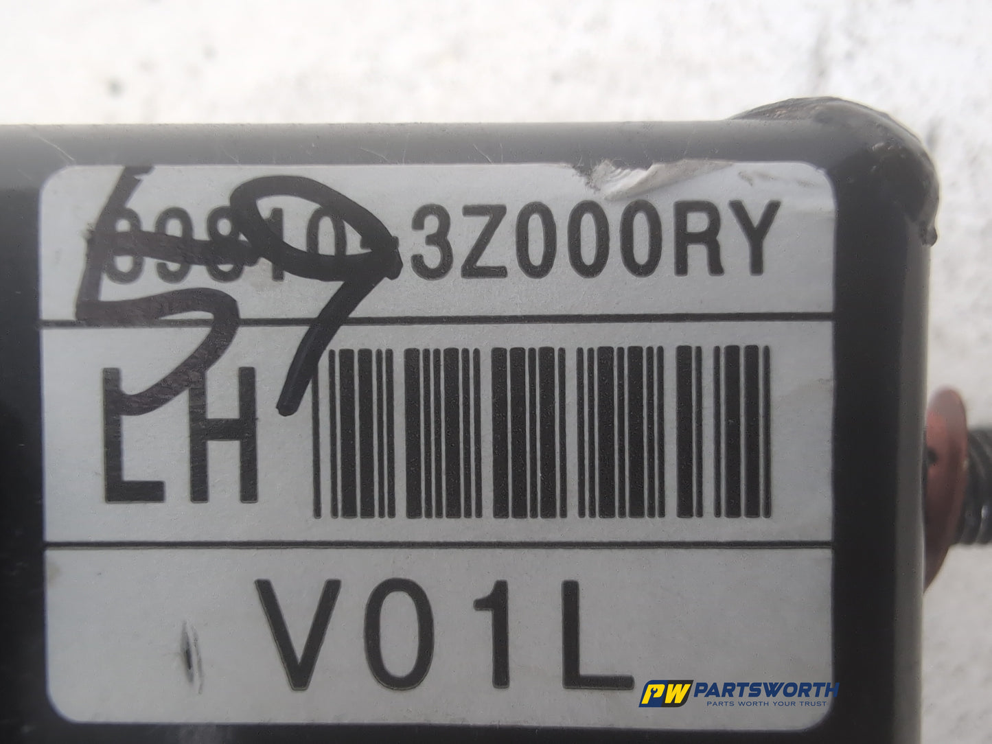 Seat Belt Rear LH 10