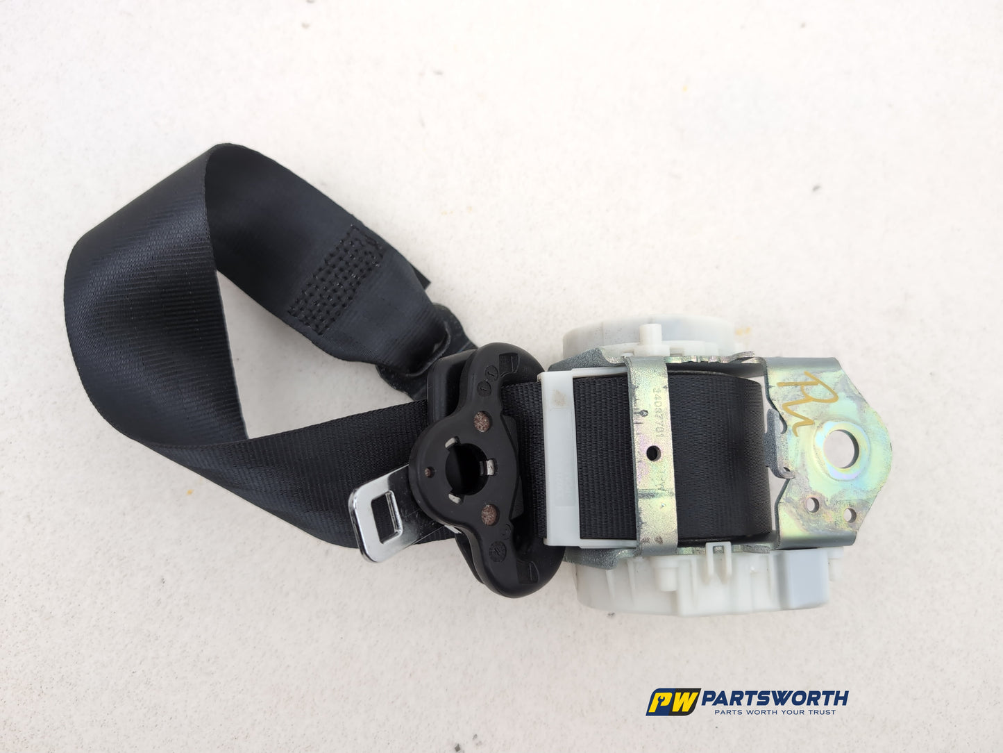 Seat Belt Rear LH 10