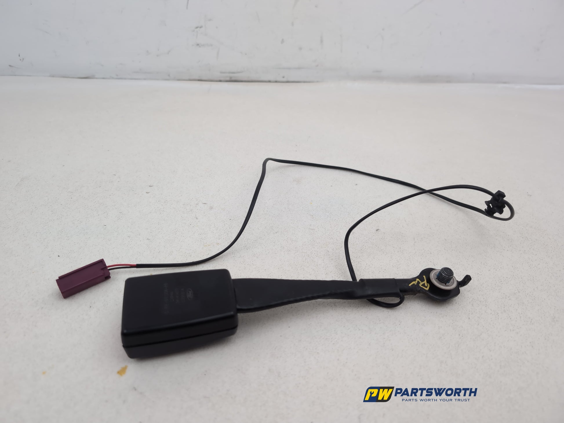 Seat Belt Front RH 10