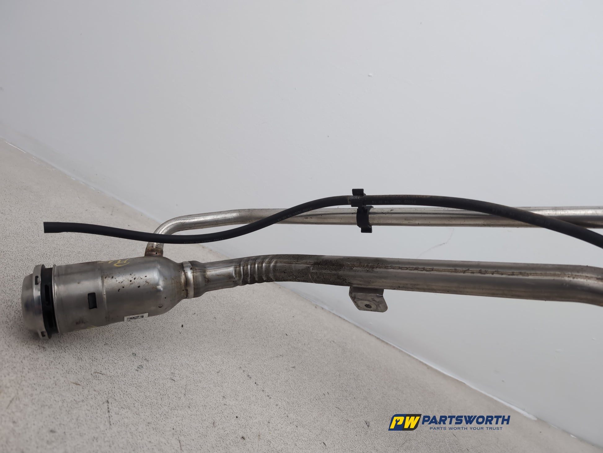 Fuel filler neck 10