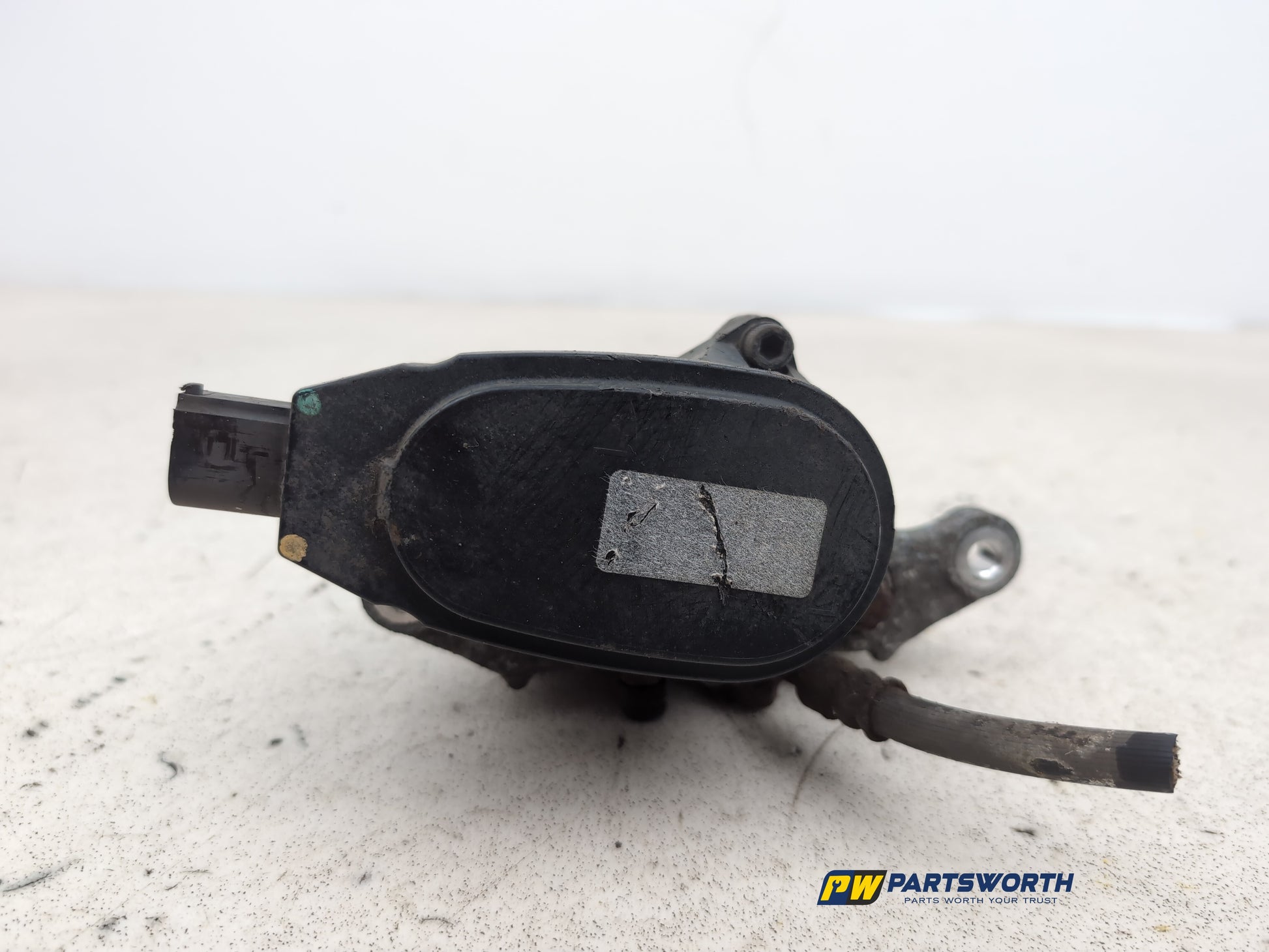 Brake Rear Caliper LH 10